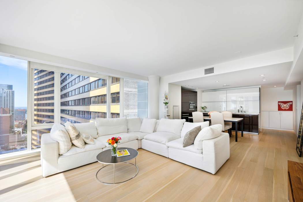 135 West 52nd Street 30A, Theater District, Midtown West, NYC - 2 Bedrooms  
2.5 Bathrooms  
6 Rooms - 