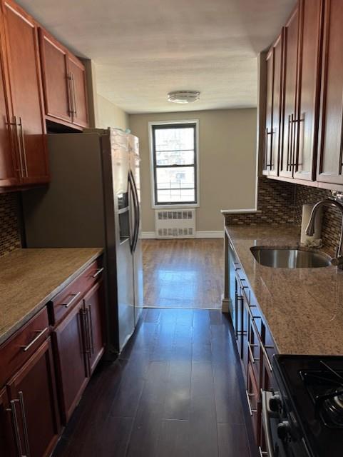 599 East 7th Street 4R, Kensington, Brooklyn, New York - 2 Bedrooms  
2 Bathrooms  
5 Rooms - 