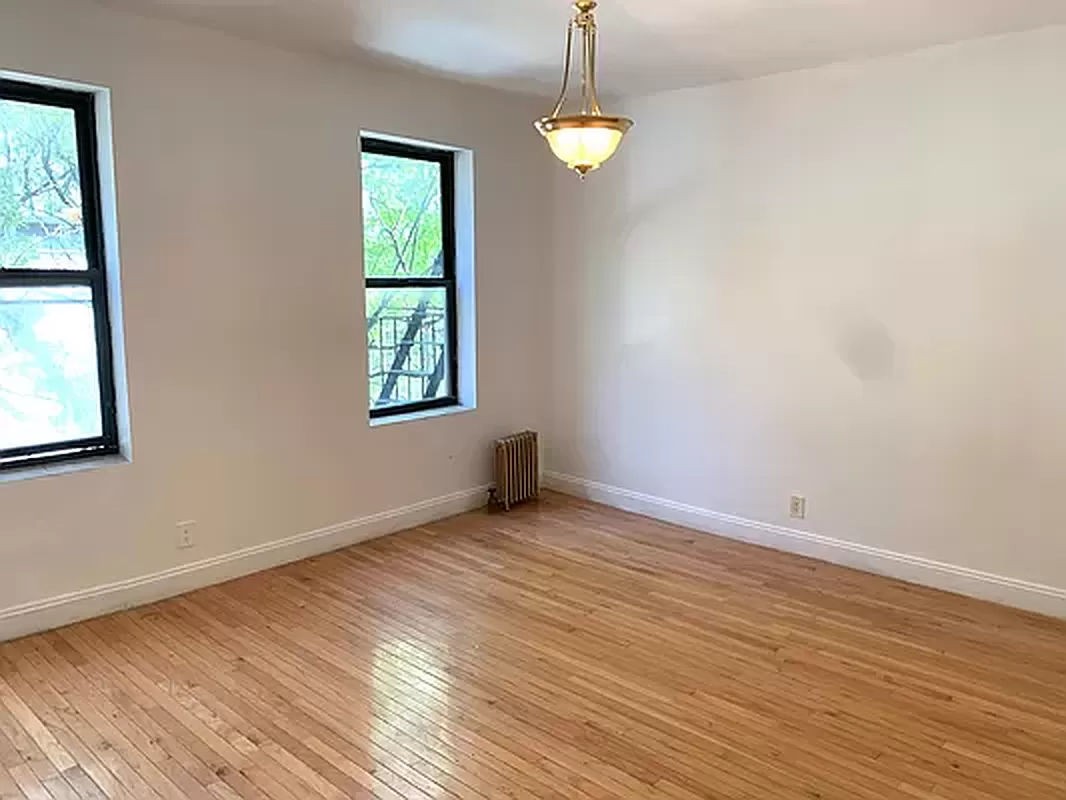 502 West 152nd Street 22, Inwood And Washington Heights, Upper Manhattan, NYC - 4 Bedrooms  
1 Bathrooms  
1 Rooms - 