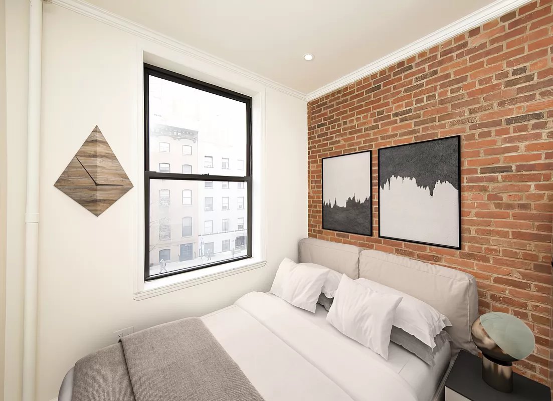 322 West 14th Street 5A, West Village, Downtown, NYC - 1 Bedrooms  
1 Bathrooms  
3 Rooms - 