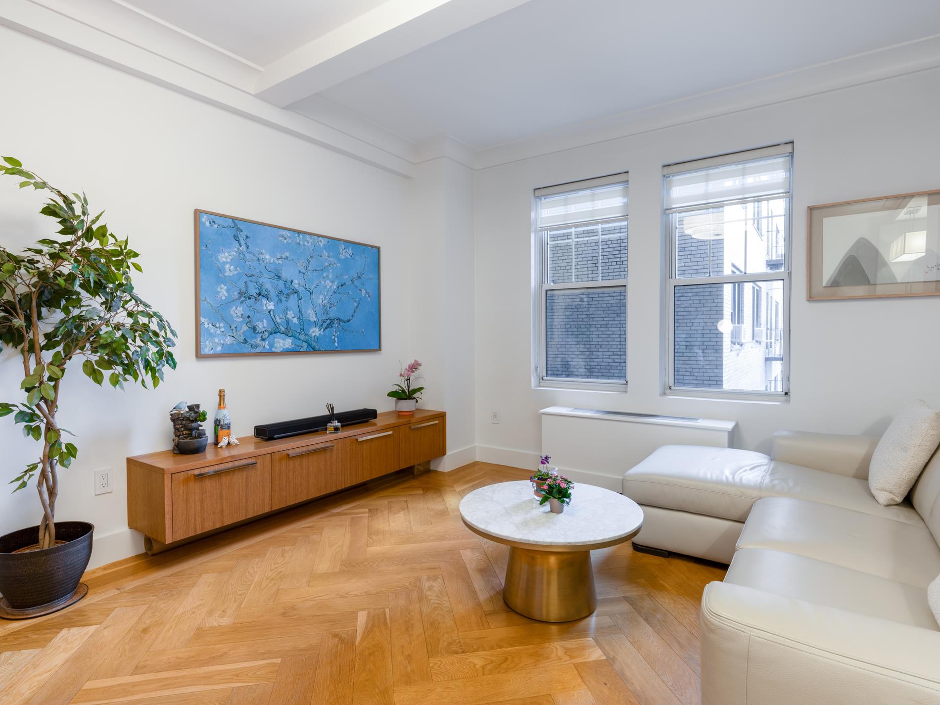 Photo 1 of 27 West 72nd Street 607, Upper West Side, NYC, $1,295,000, Web #: 1073203512