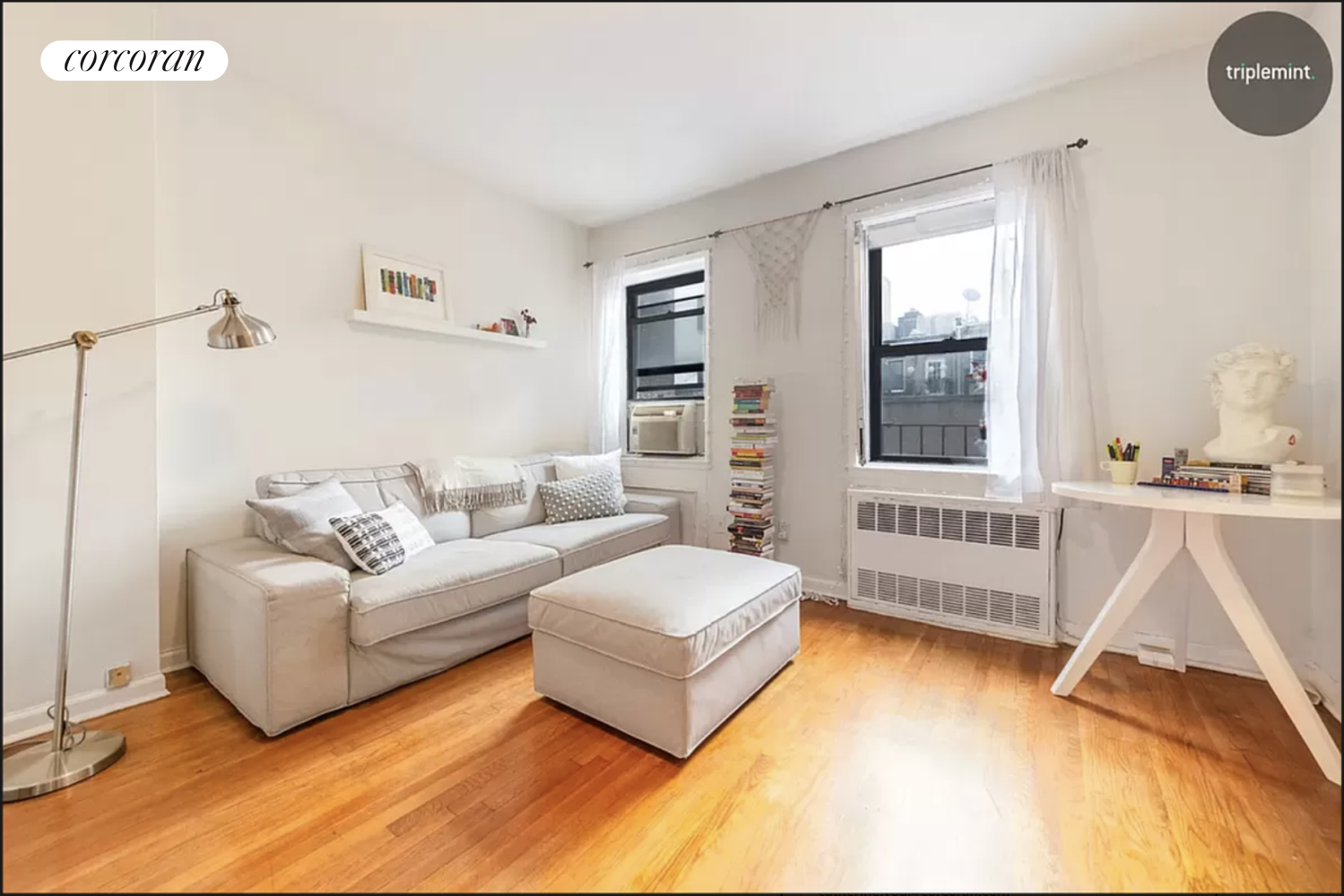 432 East 11th Street 3R, East Village, Downtown, NYC - 2 Bedrooms  
1 Bathrooms  
3 Rooms - 