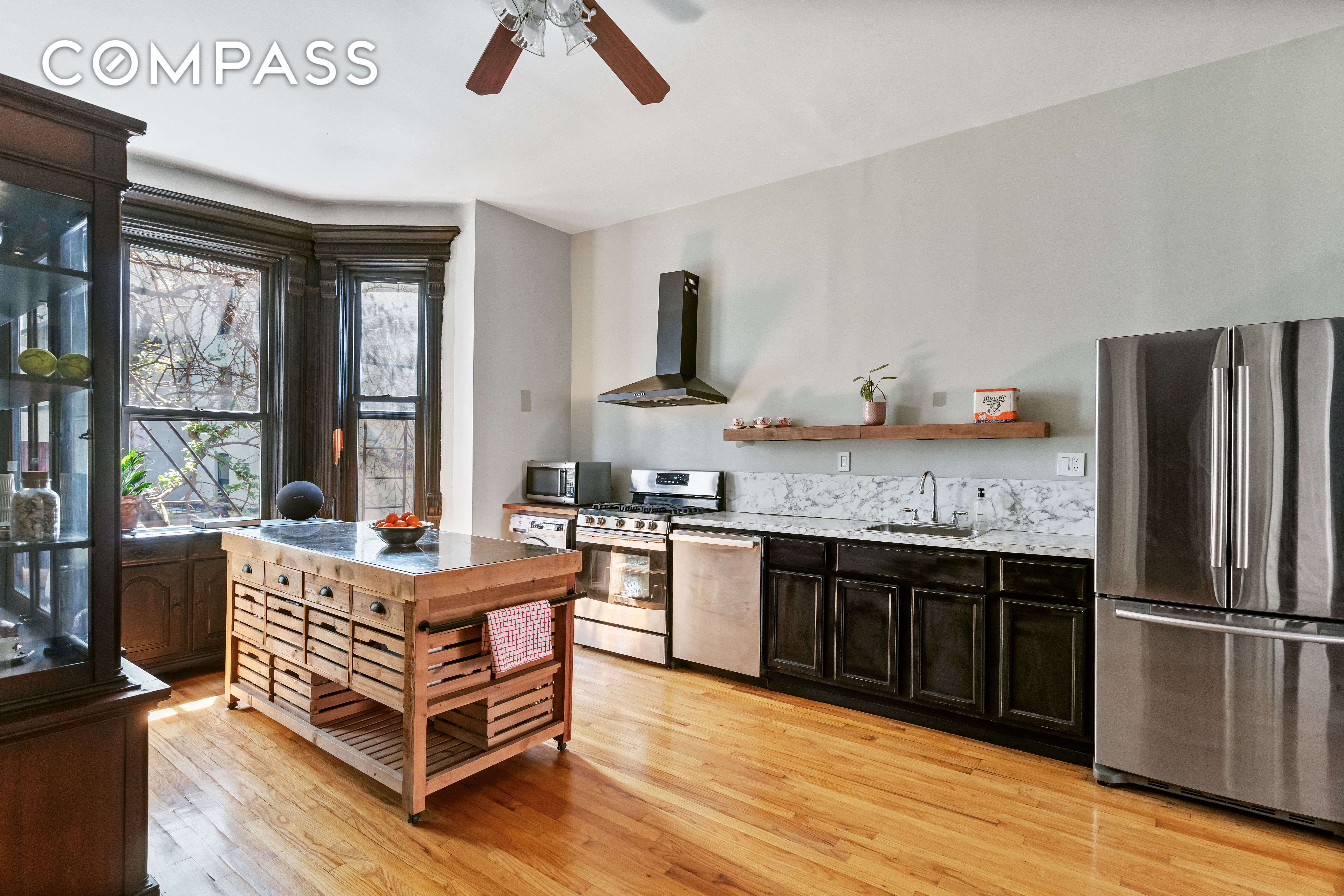 132 Decatur Street, Bedford-Stuyvesant, Downtown, NYC - 9 Bedrooms  
5 Bathrooms  
14 Rooms - 