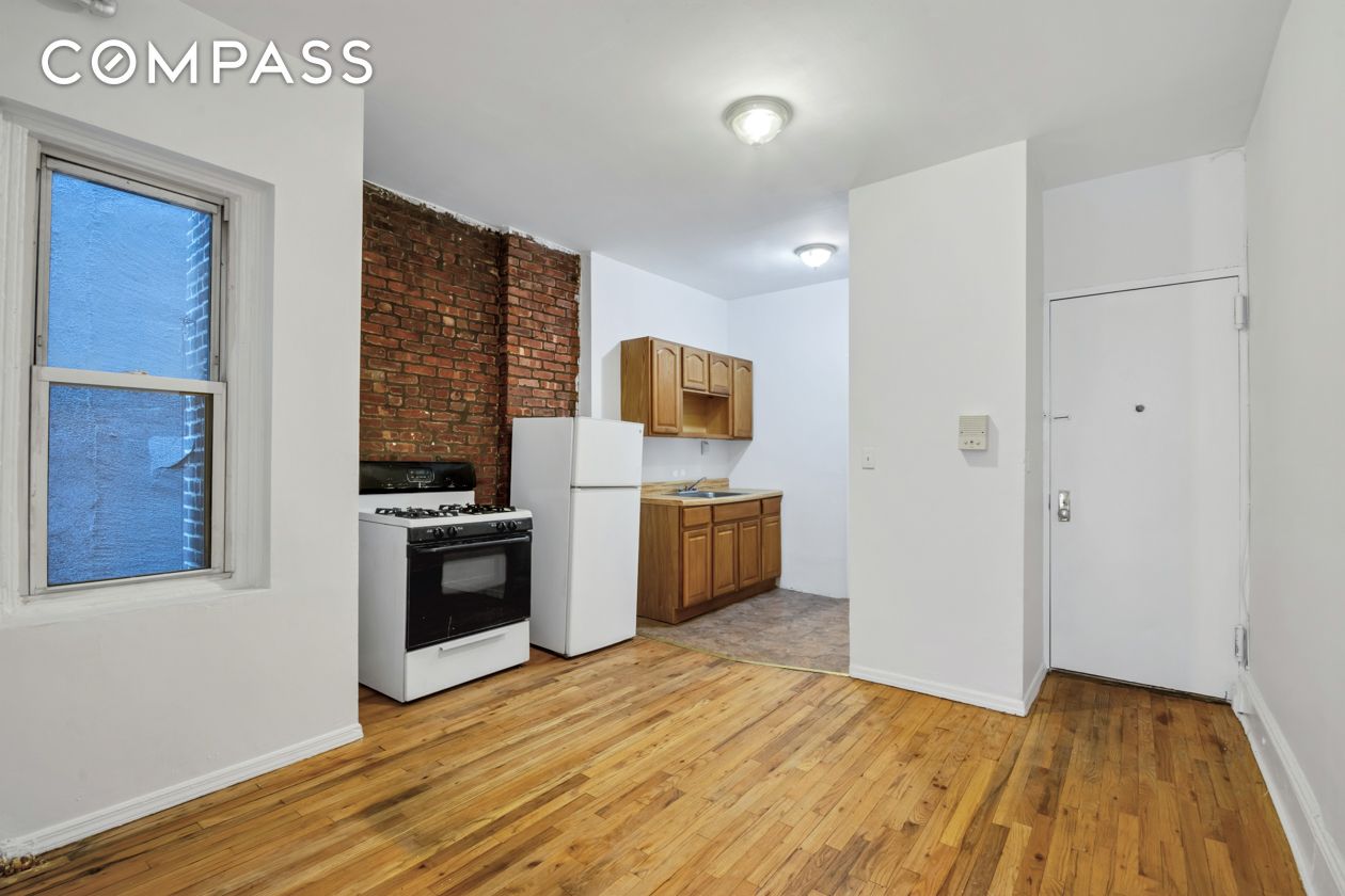 255 Pacific Street 3H, Cobble Hill, Brooklyn, New York - 1 Bedrooms  
1 Bathrooms  
3 Rooms - 
