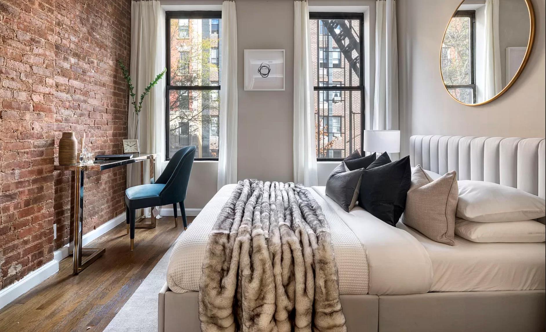 244 West 22nd Street 2B, Chelsea, Downtown, NYC - 1 Bedrooms  
1 Bathrooms  
3 Rooms - 