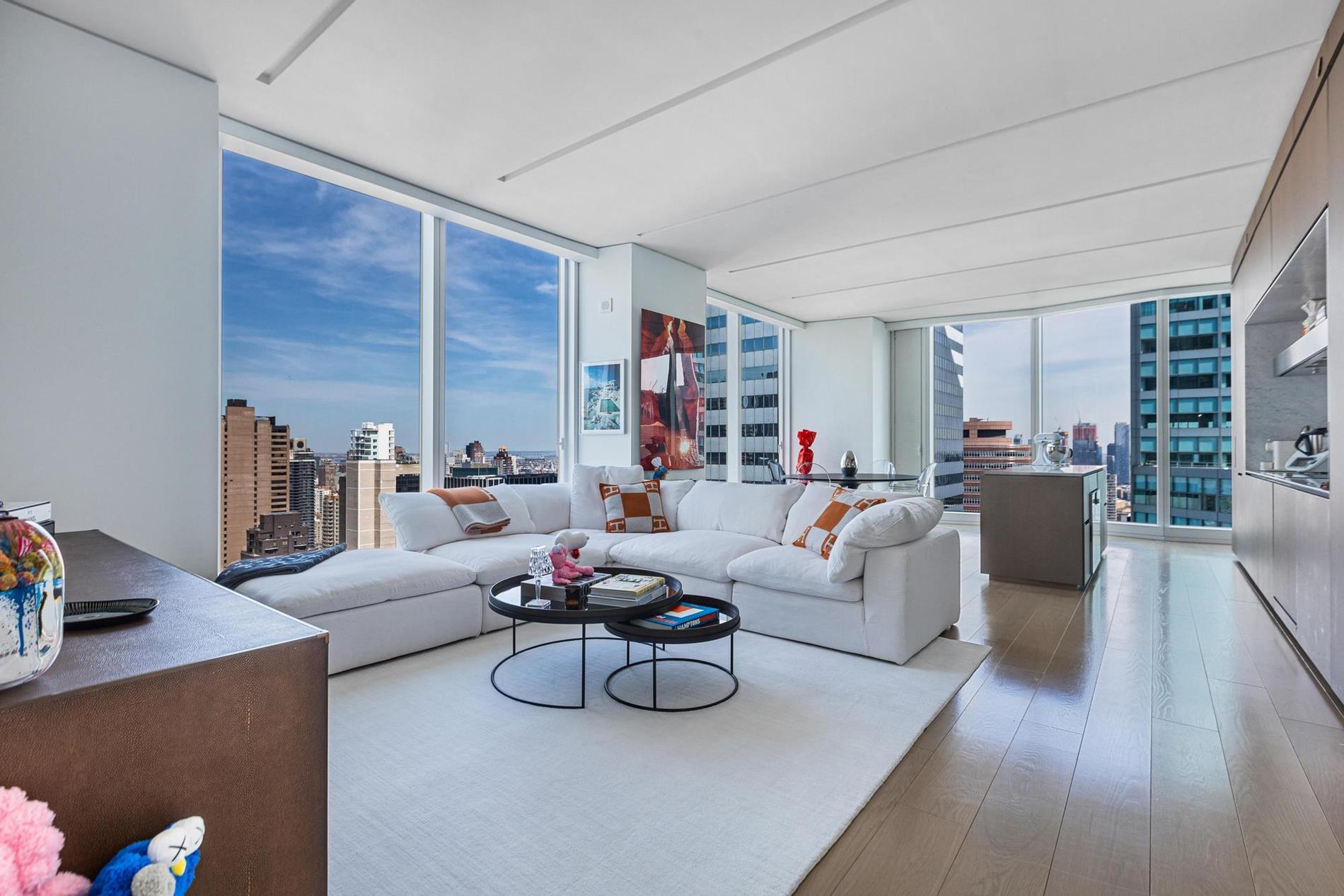 100 East 53rd Street 40-A, Midtown East, Midtown East, NYC - 2 Bedrooms  
2.5 Bathrooms  
5 Rooms - 