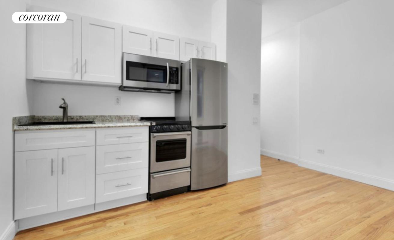 705 9th Avenue 5A, Hells Kitchen, Midtown West, NYC - 1 Bedrooms  
1 Bathrooms  
3 Rooms - 