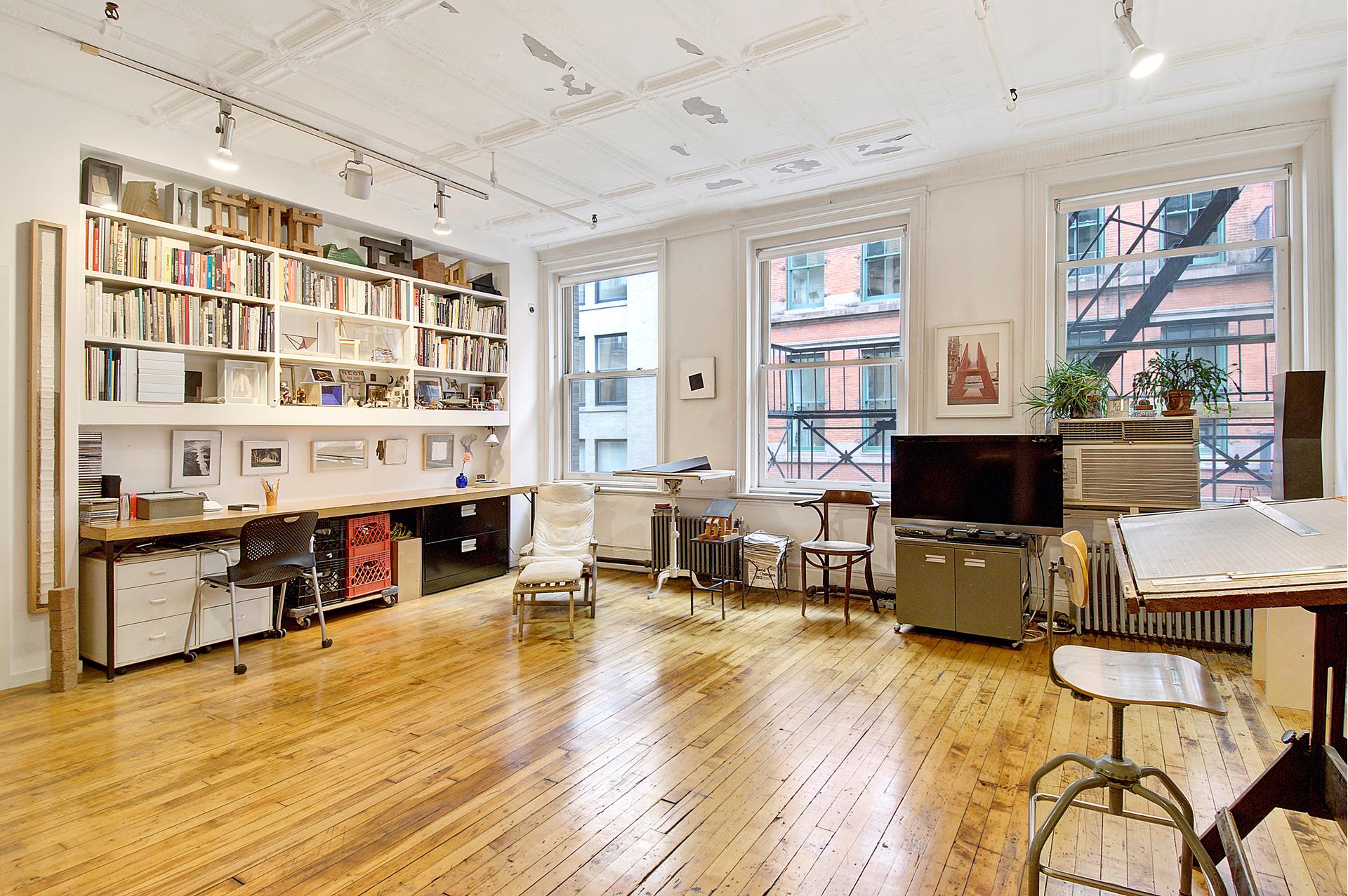 93 Mercer Street 4E, Soho, Downtown, NYC - 2 Bedrooms  
2 Bathrooms  
4 Rooms - 