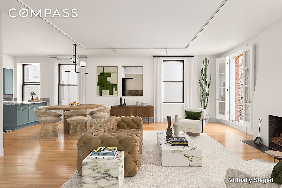 295 East 8th Street 2/3E, East Village, Downtown, NYC - 4 Bedrooms  
2 Bathrooms  
8 Rooms - 
