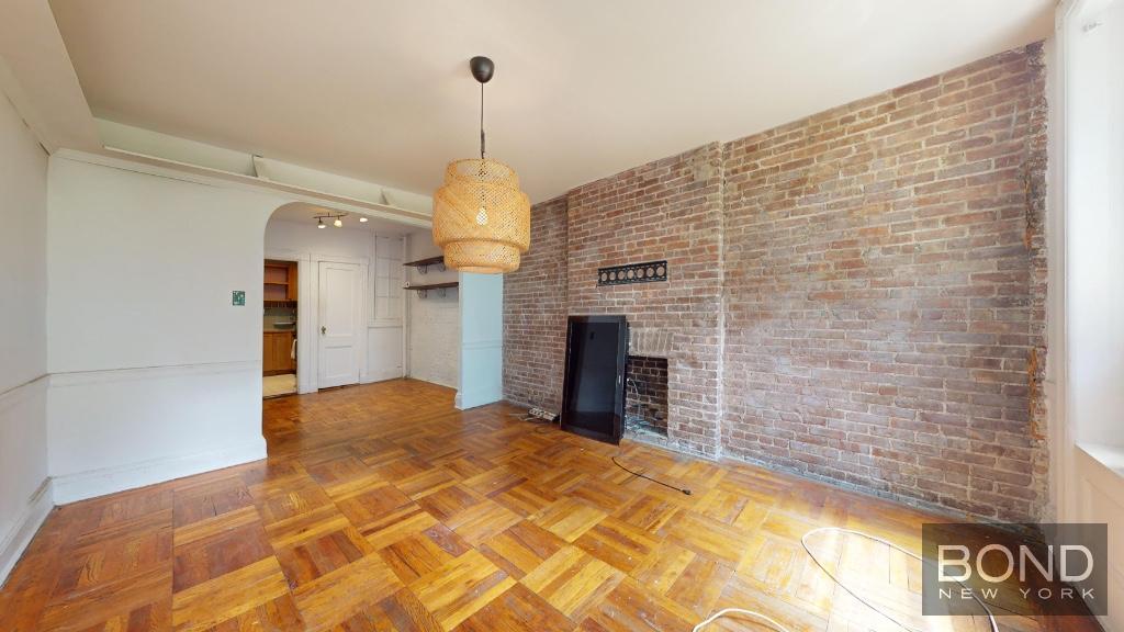 449 East 84th Street 3B, Yorkville, Upper East Side, NYC - 1 Bedrooms  
1 Bathrooms  
3 Rooms - 