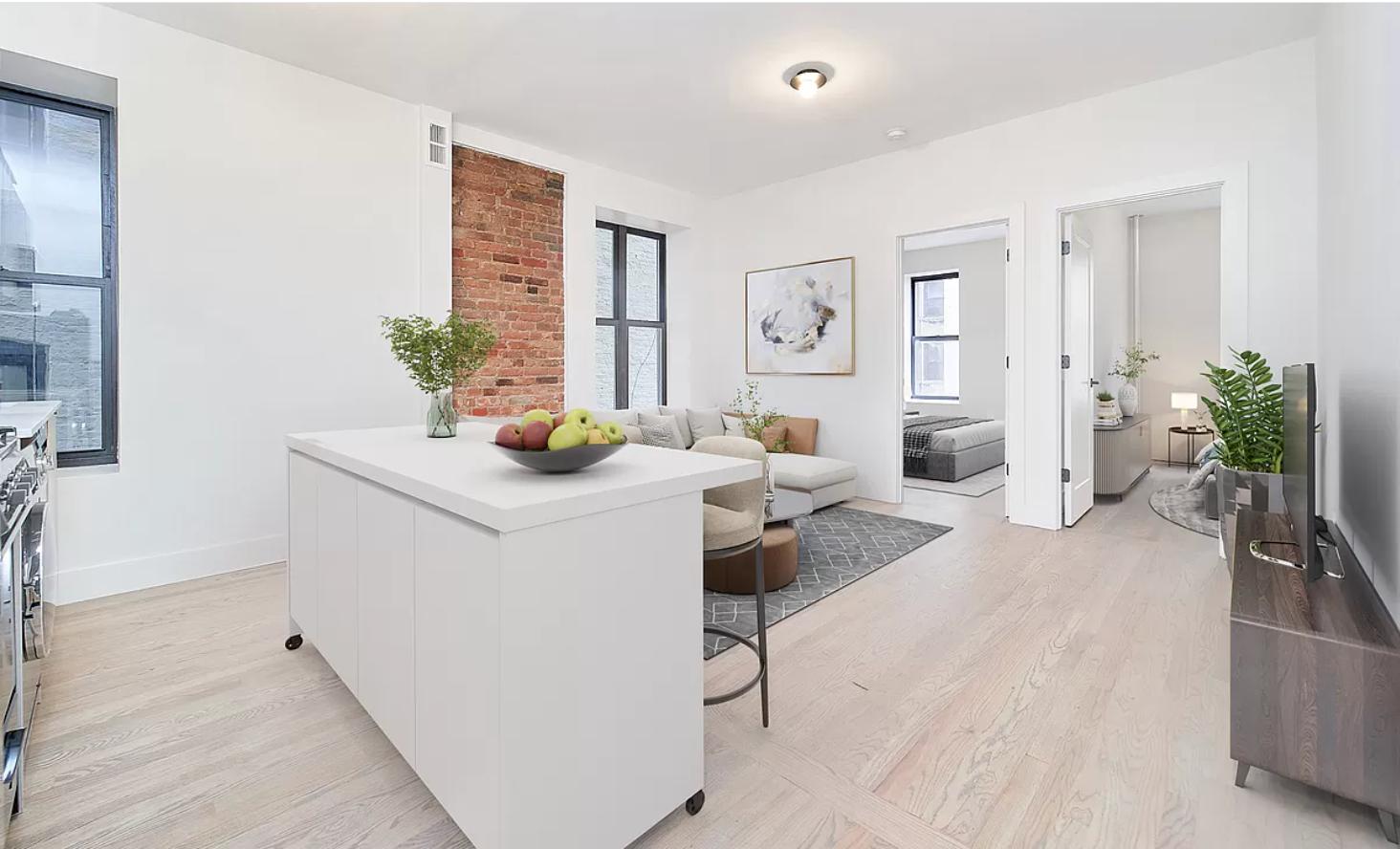 304 East 5th Street 1C, East Village, Downtown, NYC - 2 Bedrooms  
1 Bathrooms  
4 Rooms - 