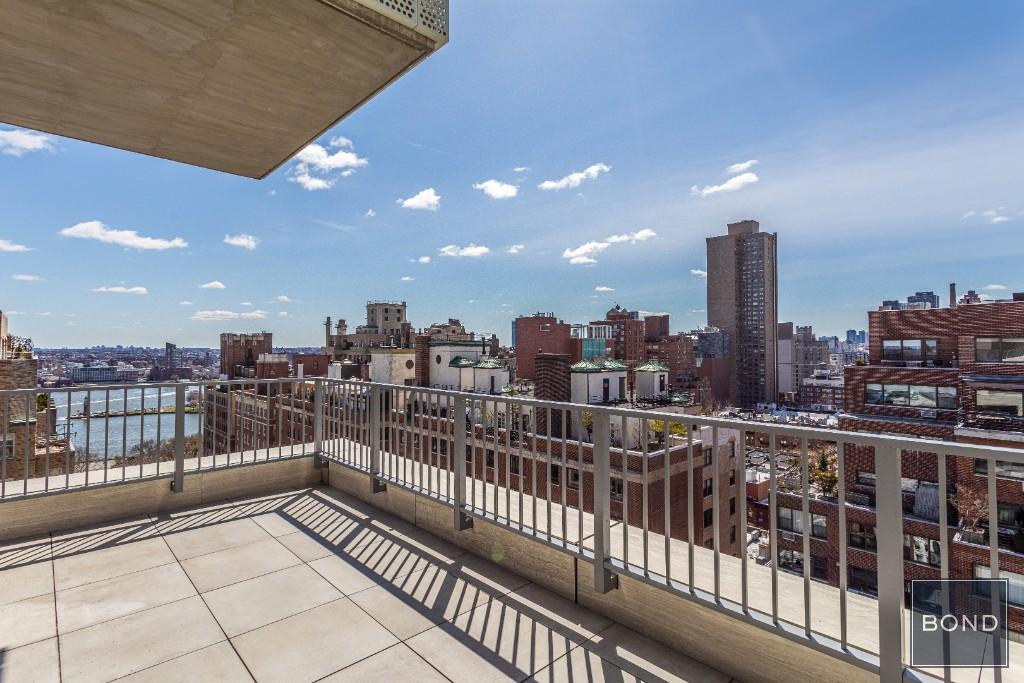 515 East 86th Street 1804, Yorkville, Upper East Side, NYC - 1 Bedrooms  
1.5 Bathrooms  
5 Rooms - 