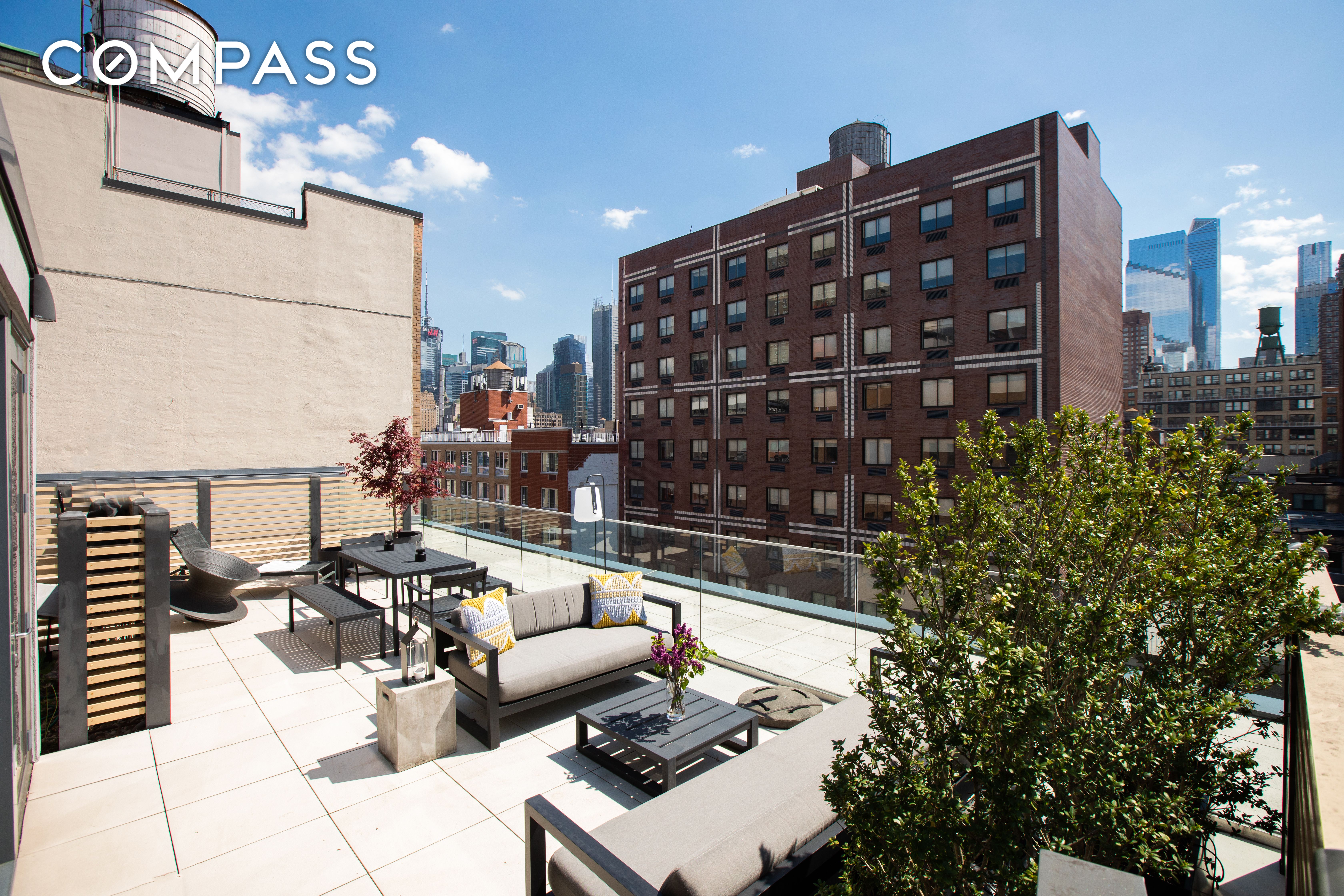 540 West 49th Street Ph7s, Hell S Kitchen, Midtown West, NYC - 2 Bedrooms  
2 Bathrooms  
5 Rooms - 
