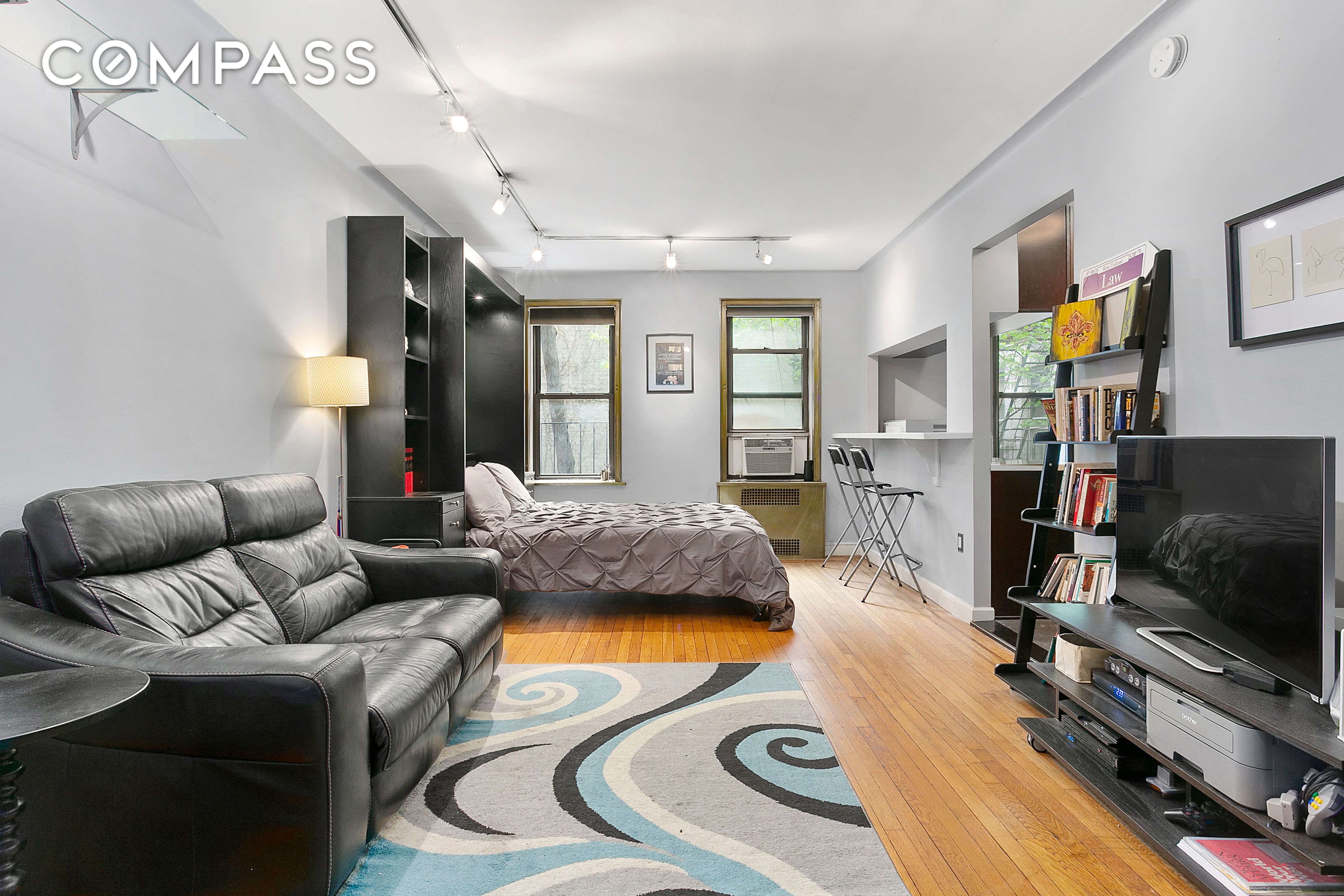 166 West 22nd Street 1F, Chelsea, Downtown, NYC - 1 Bathrooms  
2 Rooms - 