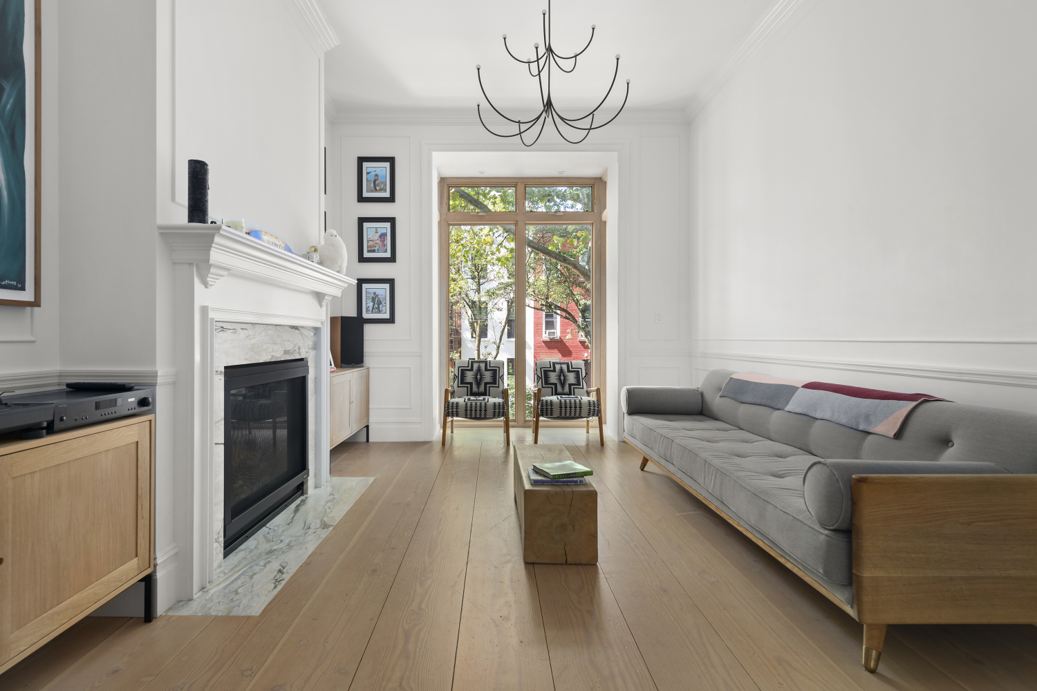 275 Warren Street, Cobble Hill, Brooklyn, New York - 5 Bedrooms  
4.5 Bathrooms  
13 Rooms - 