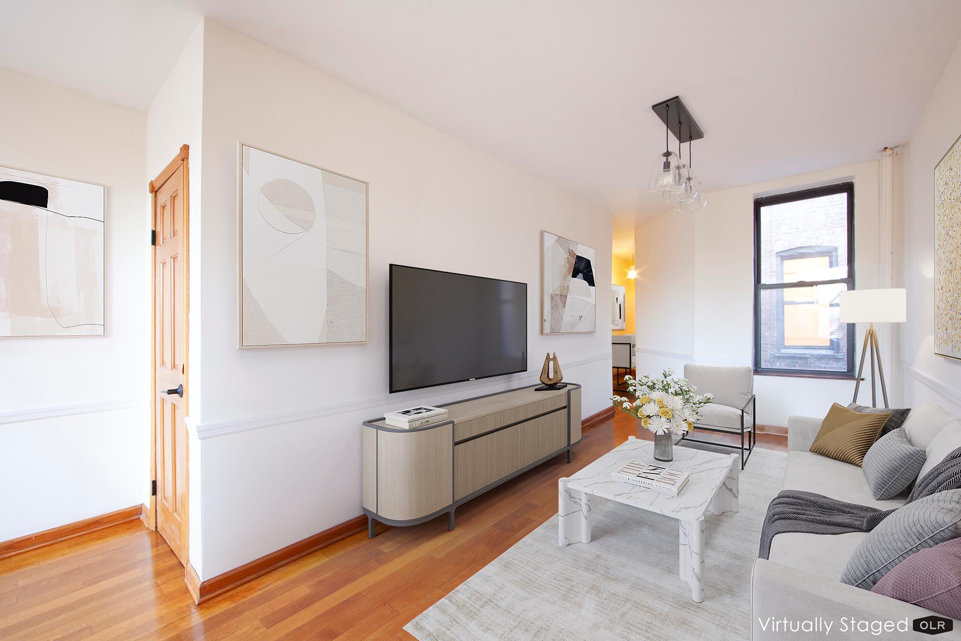 435 16th Street 4R, South Slope, Brooklyn, New York - 2 Bedrooms  
1 Bathrooms  
5 Rooms - 