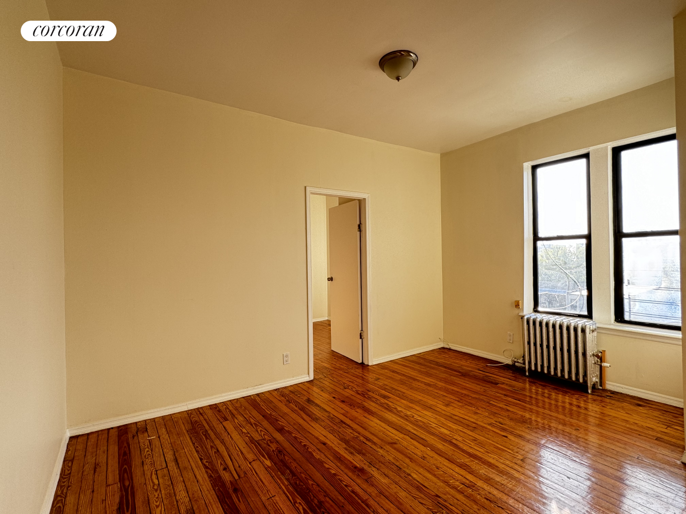 280 14th Street 3E, South Slope, Brooklyn, New York - 2 Bedrooms  
1 Bathrooms  
4 Rooms - 
