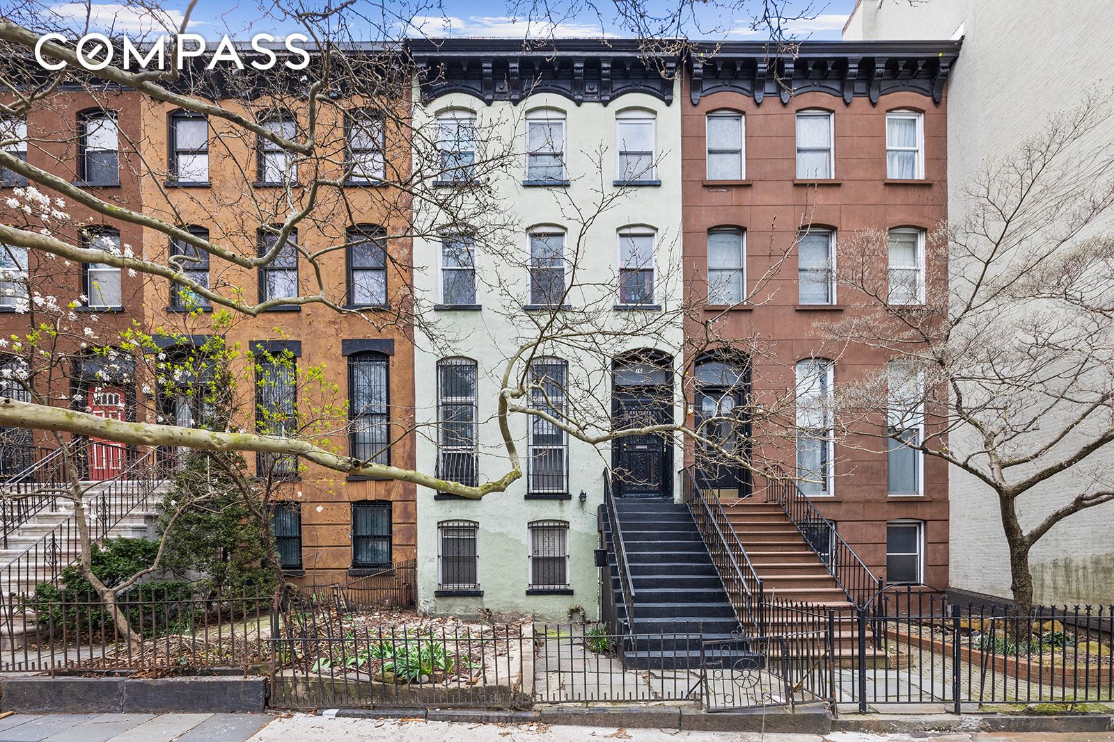 16 Park Place, Park Slope, Brooklyn, New York - 5 Bedrooms  
3 Bathrooms  
12 Rooms - 
