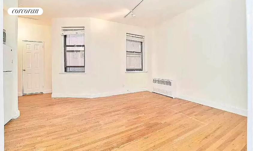 230 East 25th Street 4D, Gramercy Park And Murray Hill, Downtown, NYC - 1 Bedrooms  
1 Bathrooms  
2 Rooms - 