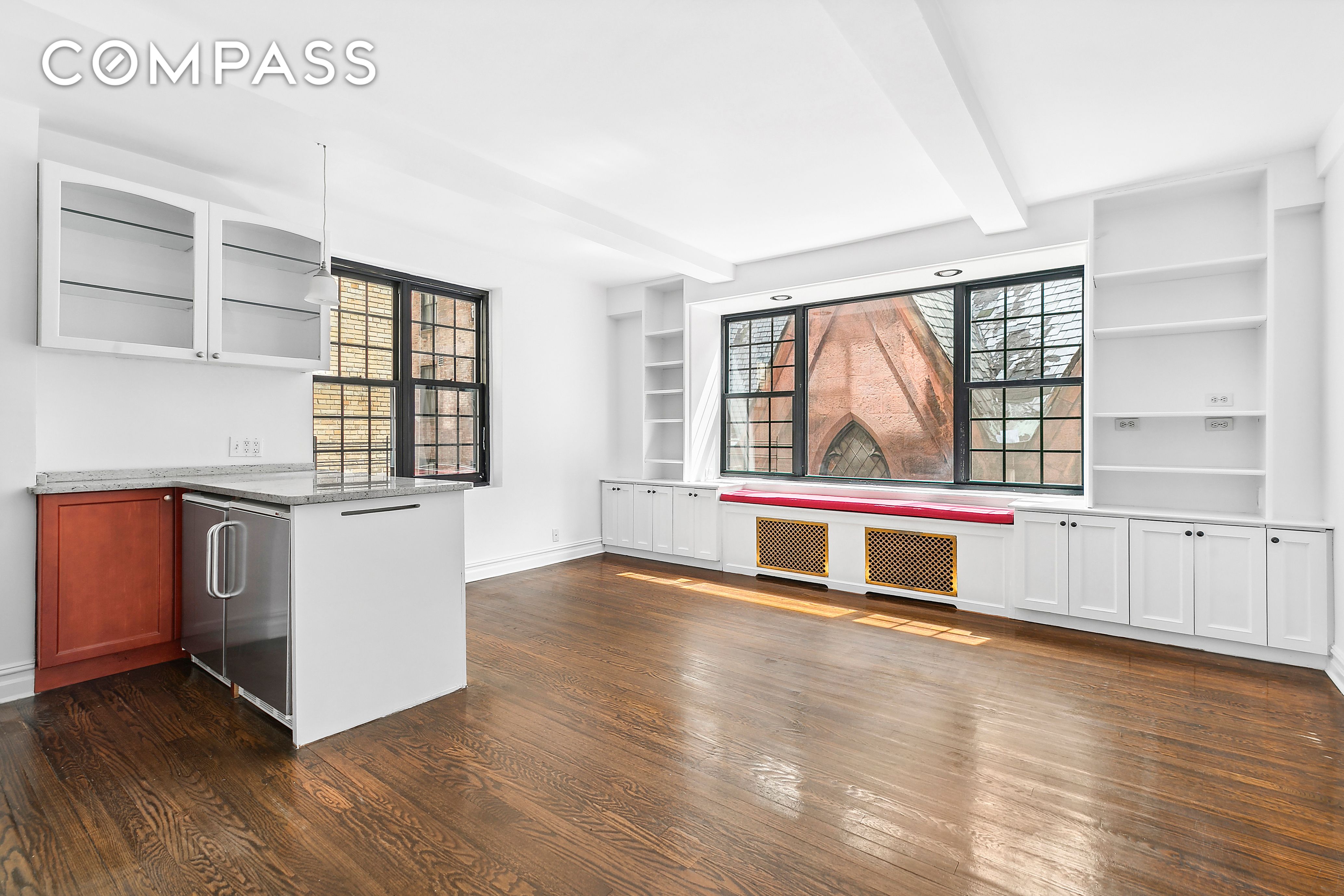 102 East 22nd Street 5F, Gramercy Park, Downtown, NYC - 1 Bedrooms  
1 Bathrooms  
3 Rooms - 