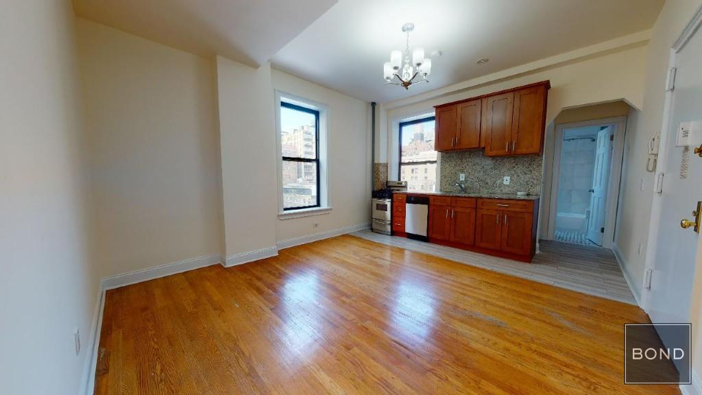 Photo 1 of 324 West 84th Street 73, Upper West Side, NYC, $3,495, Web #: 1074928724
