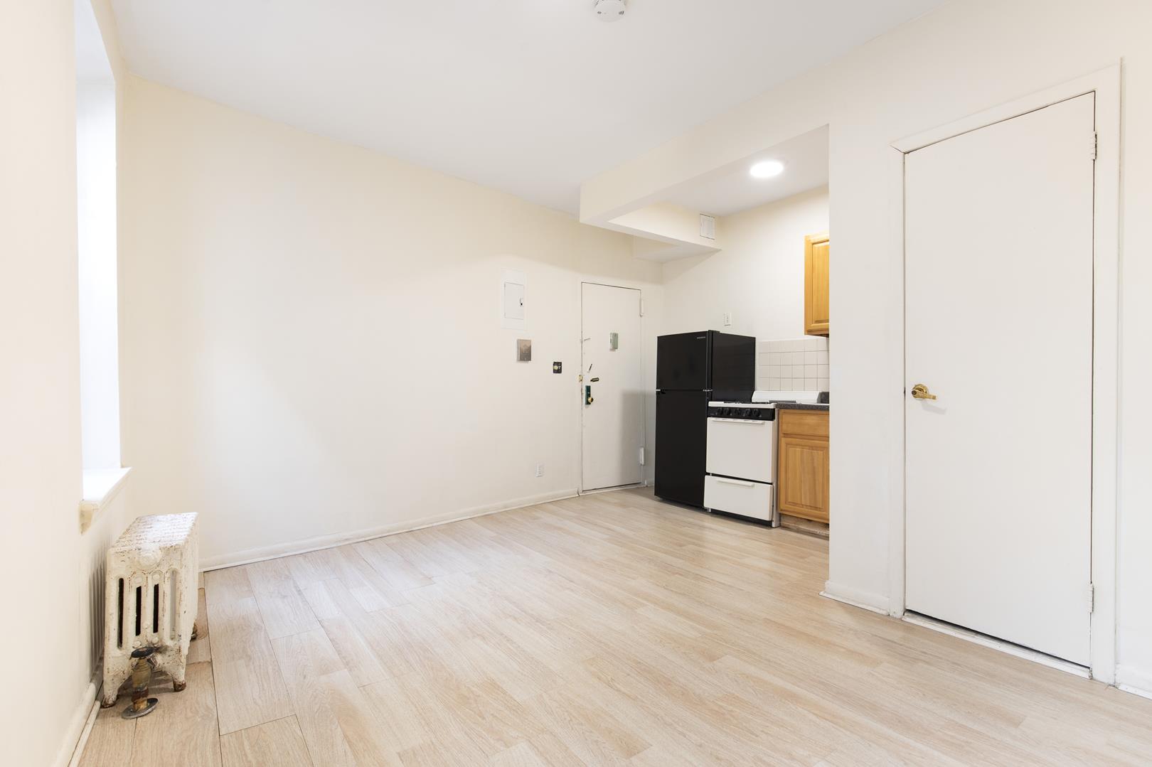 424 E 115th Street, New York, NY 10029, 1 Room Rooms,1 BathroomBathrooms,Residential,For Sale,115th,OLRS-2086800