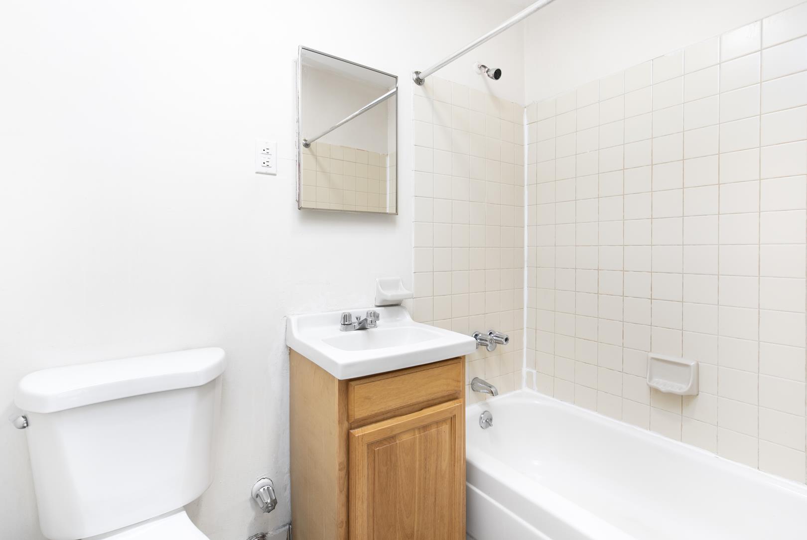 424 E 115th Street, New York, NY 10029, 1 Room Rooms,1 BathroomBathrooms,Residential,For Sale,115th,OLRS-2086800