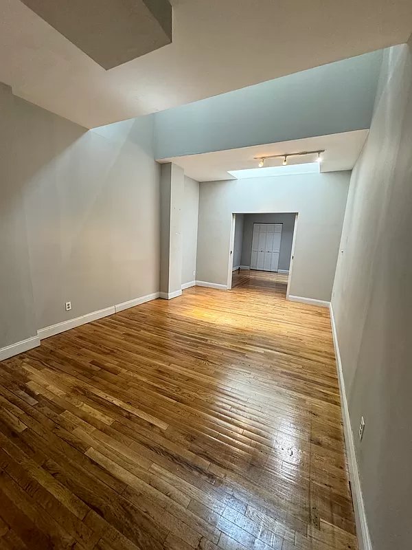 161 Stanton Street L, Lower East Side, Downtown, NYC - 1 Bedrooms  
1 Bathrooms  
3 Rooms - 