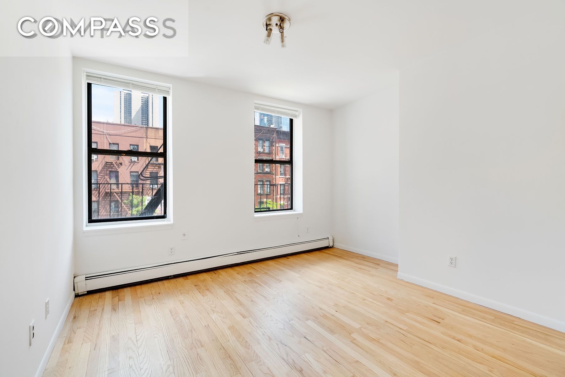 661 9th Avenue C, Hell S Kitchen, Midtown West, NYC - 3 Bedrooms  
1 Bathrooms  
4 Rooms - 