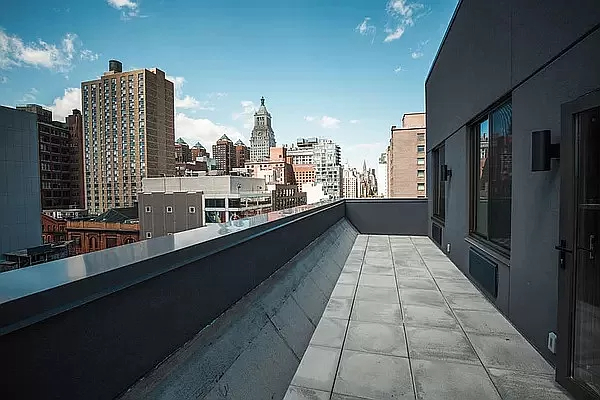 101 East 10th Street 9C, East Village, Downtown, NYC - 1 Bathrooms  
2 Rooms - 