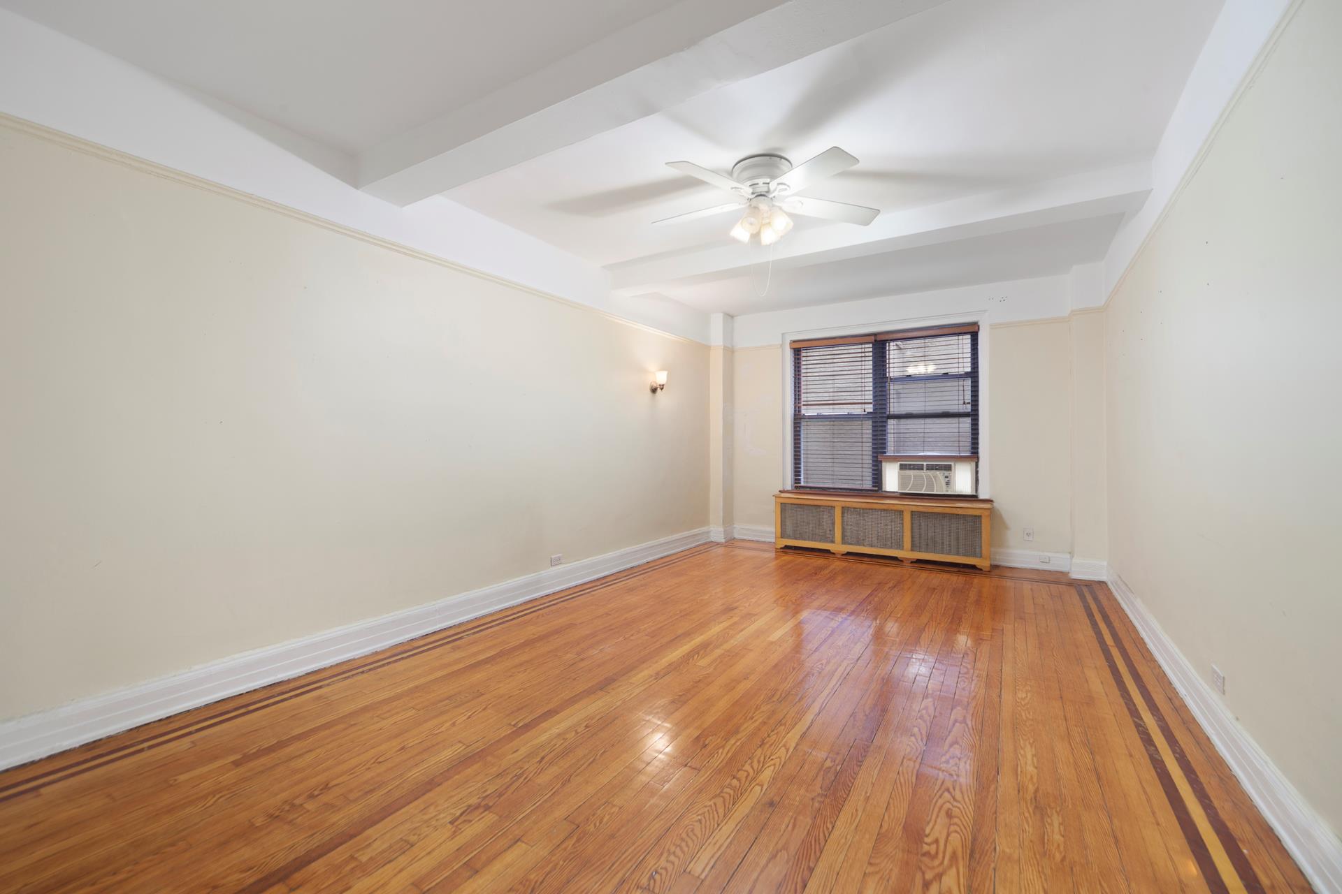 Photo 1 of 235 West 102nd Street 9B, Upper West Side, NYC, $2,600, Web #: 1074963786