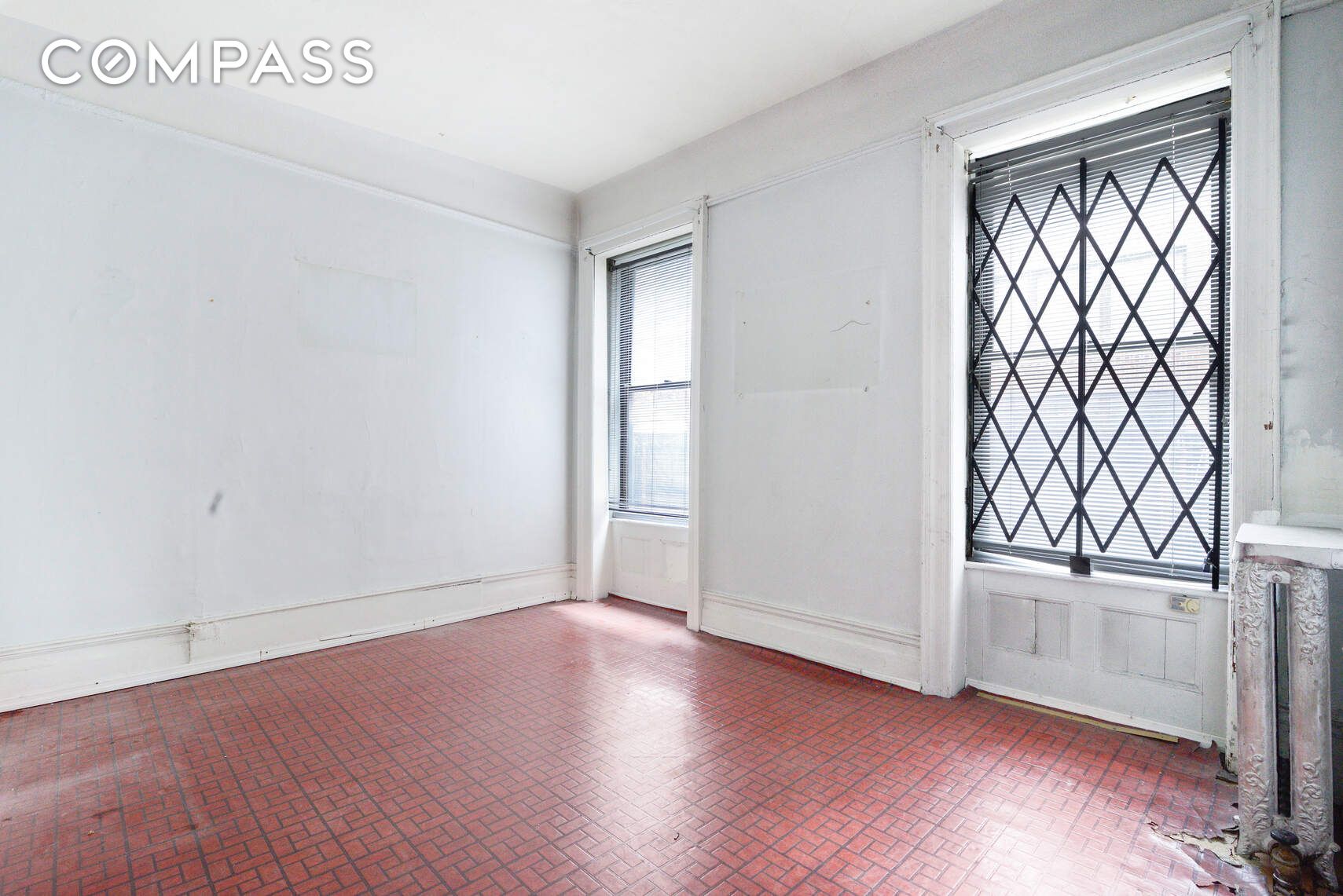 234 West 21st Street 3, Chelsea, Downtown, NYC - 2 Bedrooms  
1 Bathrooms  
4 Rooms - 