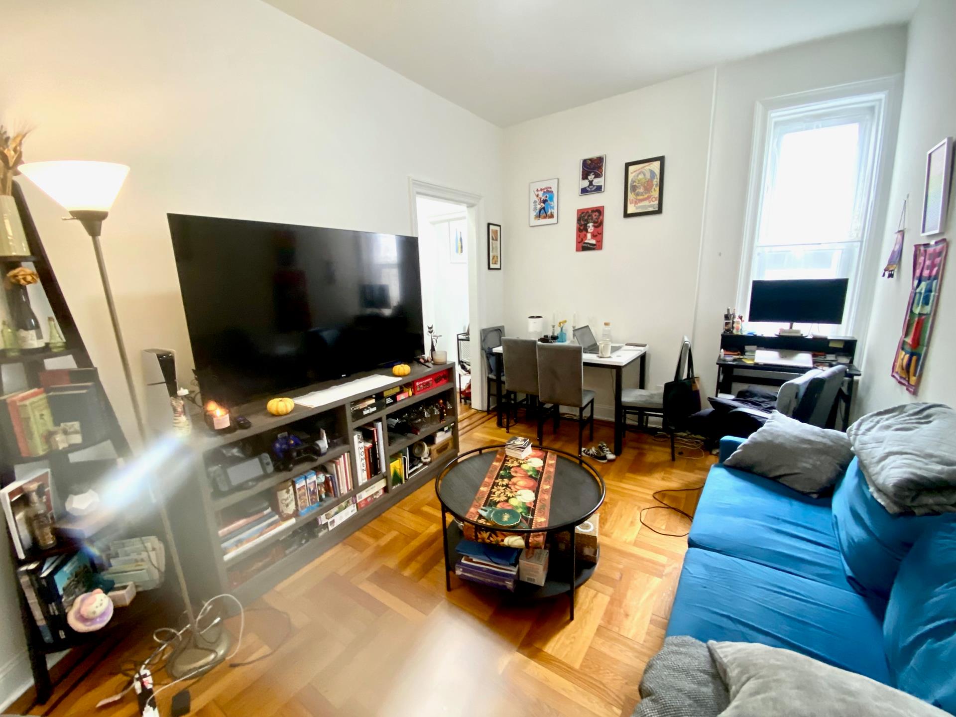 220 East 36th Street D3, Murray Hill, Midtown East, NYC - 1 Bedrooms  
1 Bathrooms  
3 Rooms - 