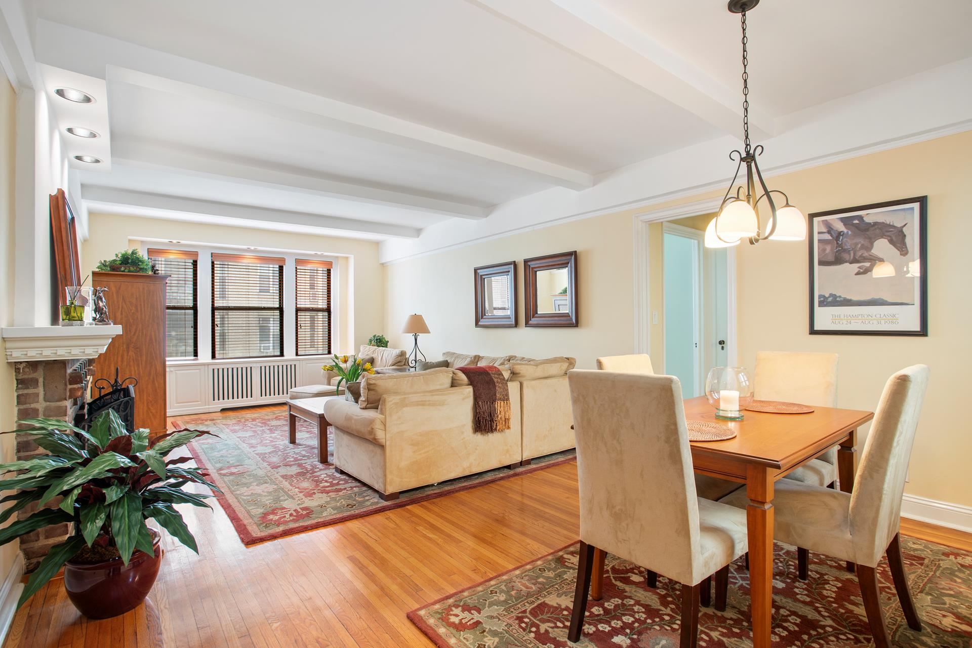 339 East 58th Street 5A, Sutton, Midtown East, NYC - 1 Bedrooms  
1 Bathrooms  
3 Rooms - 