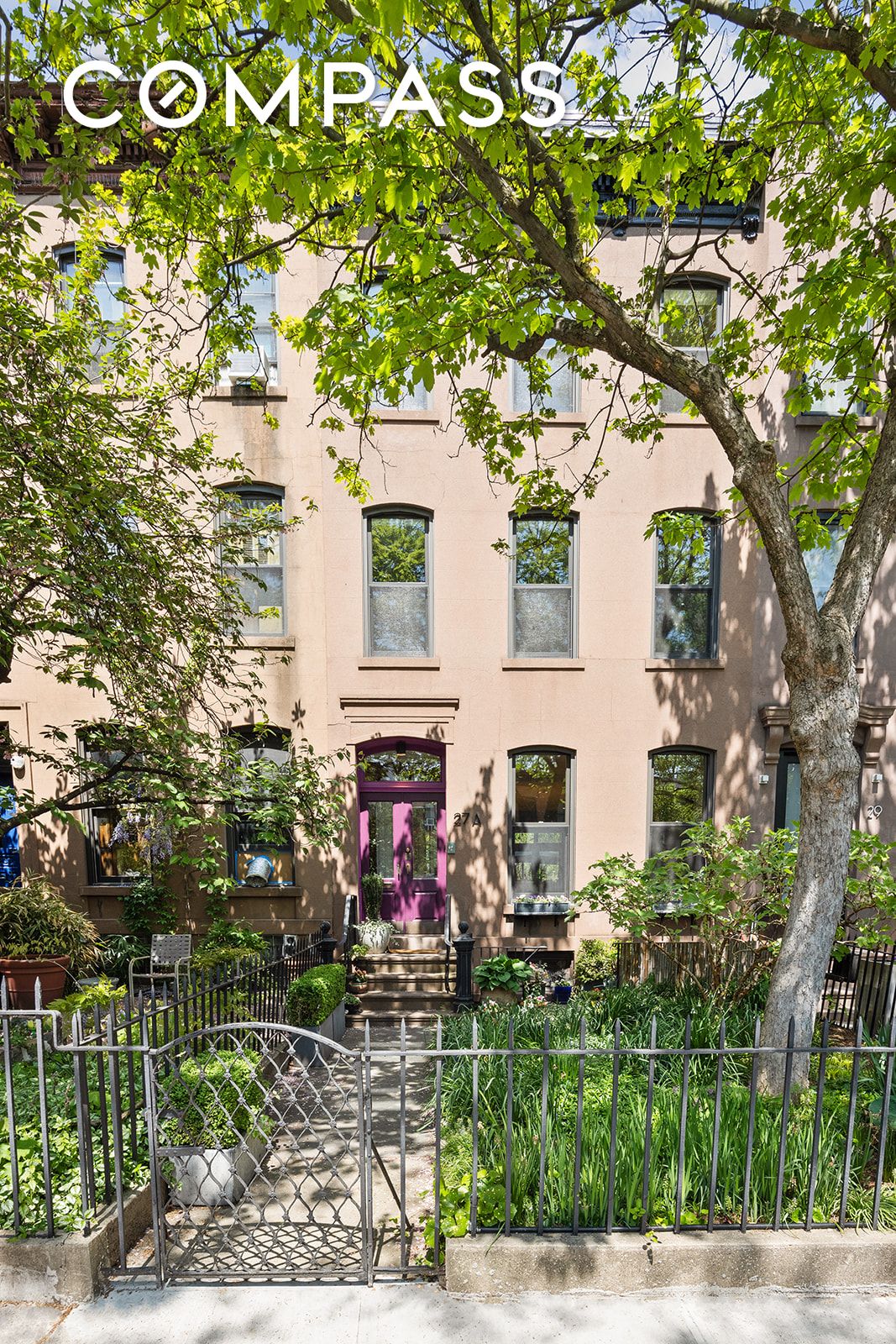 2nd Street, Carroll Gardens, Brooklyn, New York - 4 Bedrooms  
3.5 Bathrooms  
10 Rooms - 