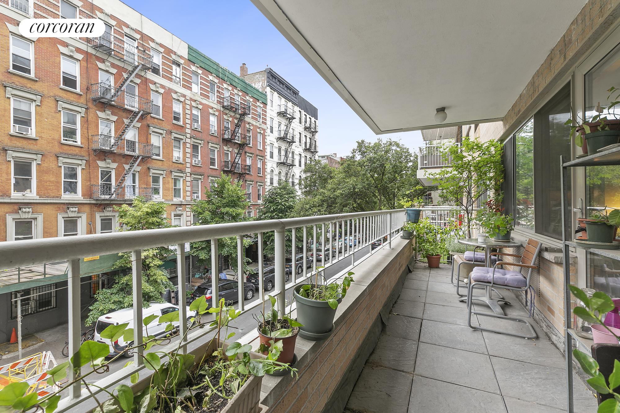 525 11th Street 3F, East Village, Downtown, NYC - 1 Bedrooms  
1 Bathrooms  
3 Rooms - 