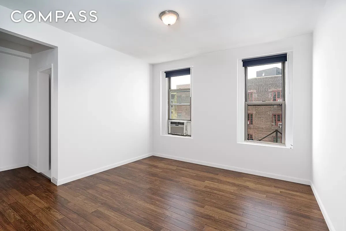 Photo 1 of 234 West 13th Street 55, West Village, NYC, $4,450, Web #: 1075060827
