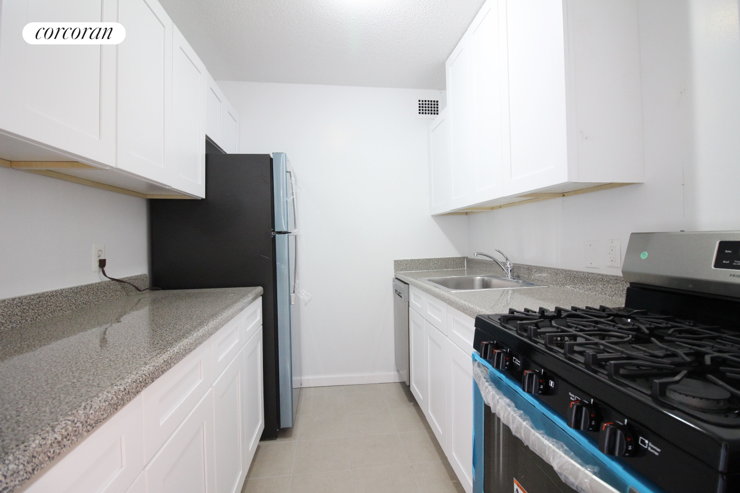 401 2nd Avenue 24E, Gramercy Park And Murray Hill, Downtown, NYC - 1 Bedrooms  
1.5 Bathrooms  
3 Rooms - 