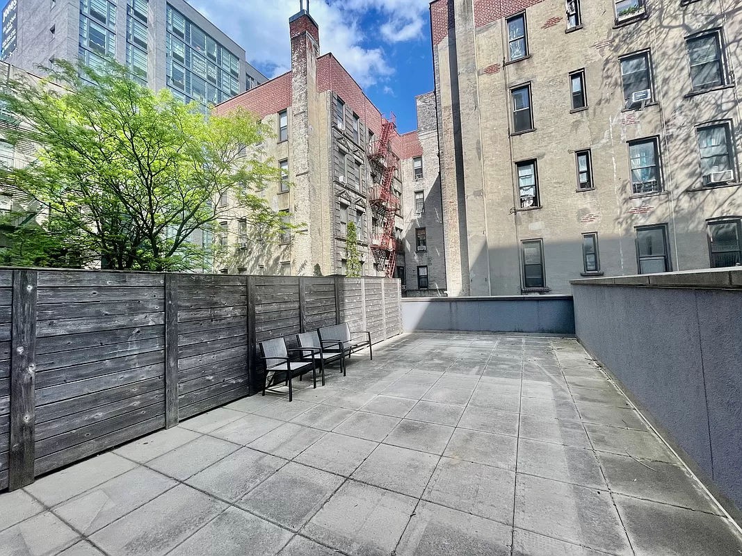 164 Attorney Street 204, Lower East Side, Downtown, NYC - 1 Bathrooms  
1 Rooms - 