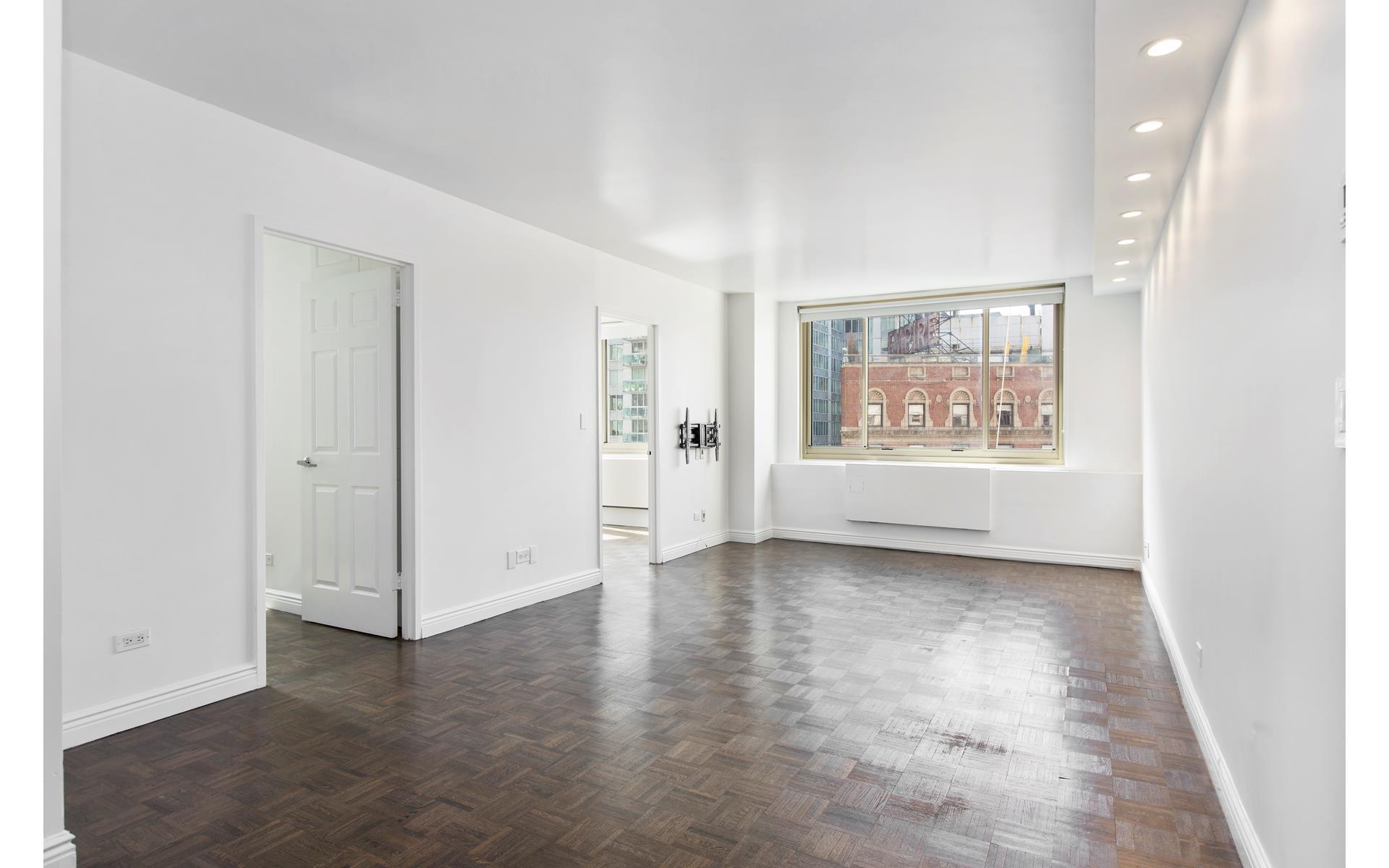 30 West 63rd Street 15M, Lincoln Sq, Upper West Side, NYC - 3 Bedrooms  
2 Bathrooms  
5 Rooms - 