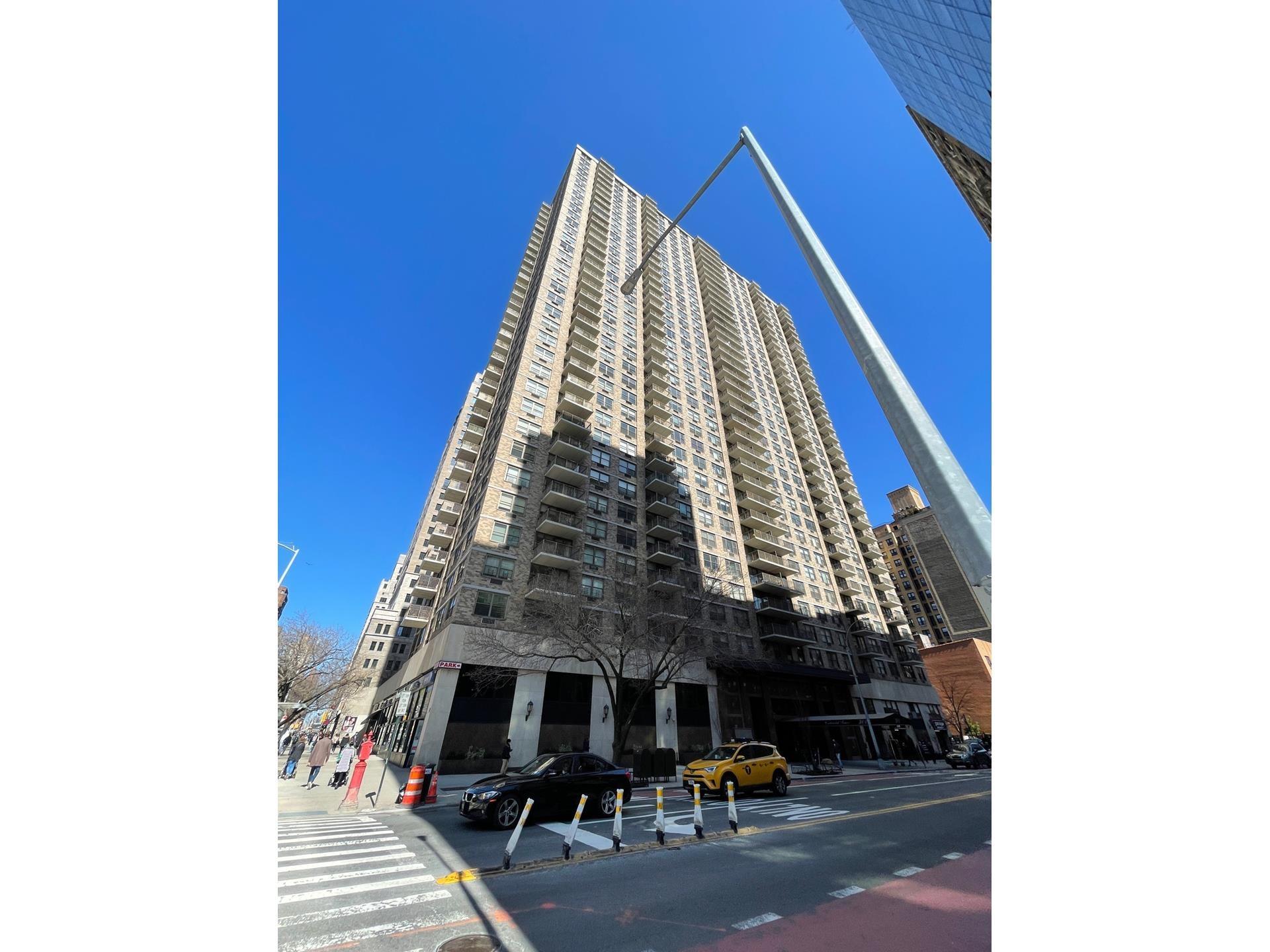 301 East 79th Street 32K, Yorkville, Upper East Side, NYC - 1 Bathrooms  
2 Rooms - 