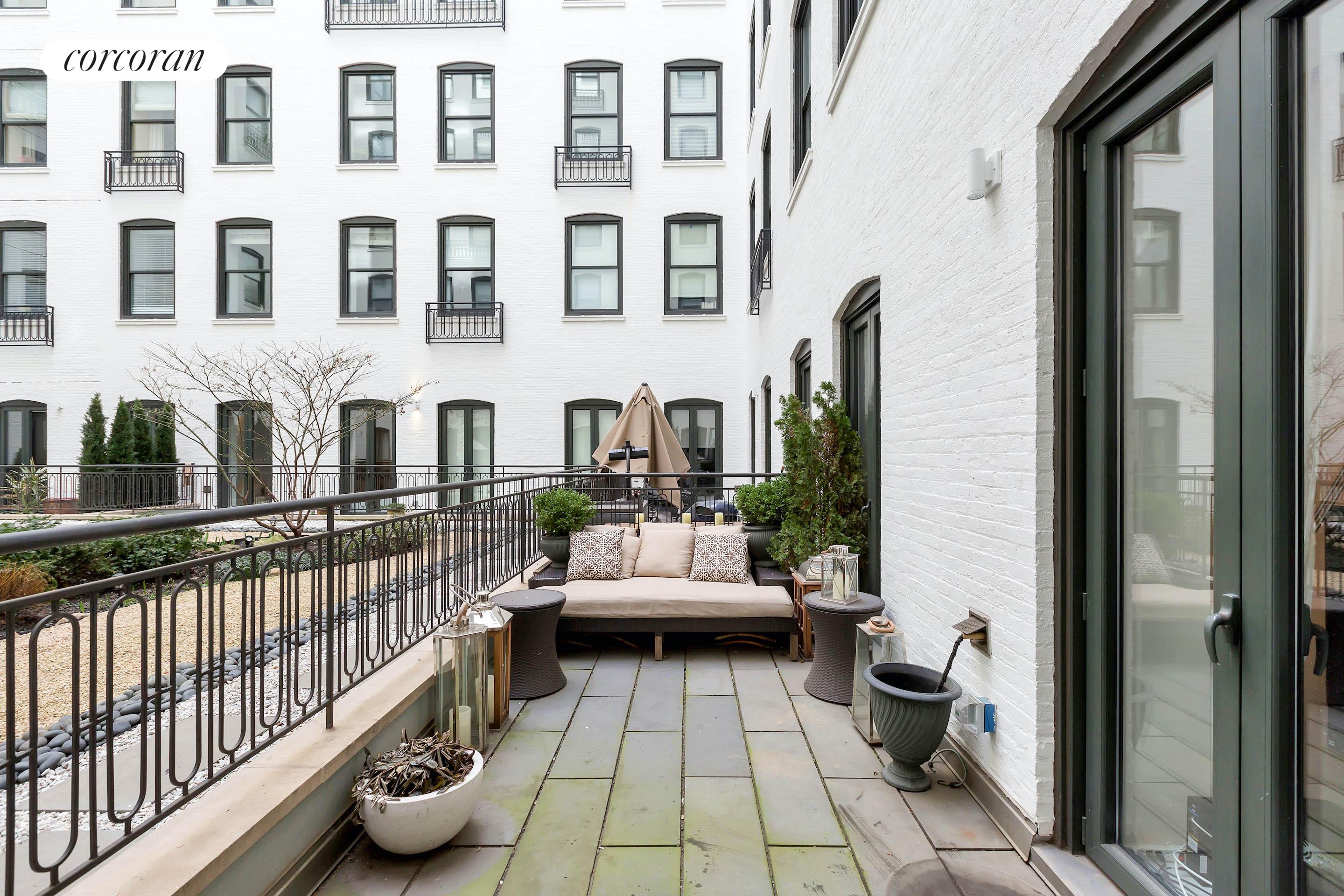 225 5th Avenue 2N, Nomad, Downtown, NYC - 1 Bedrooms  
1 Bathrooms  
4 Rooms - 