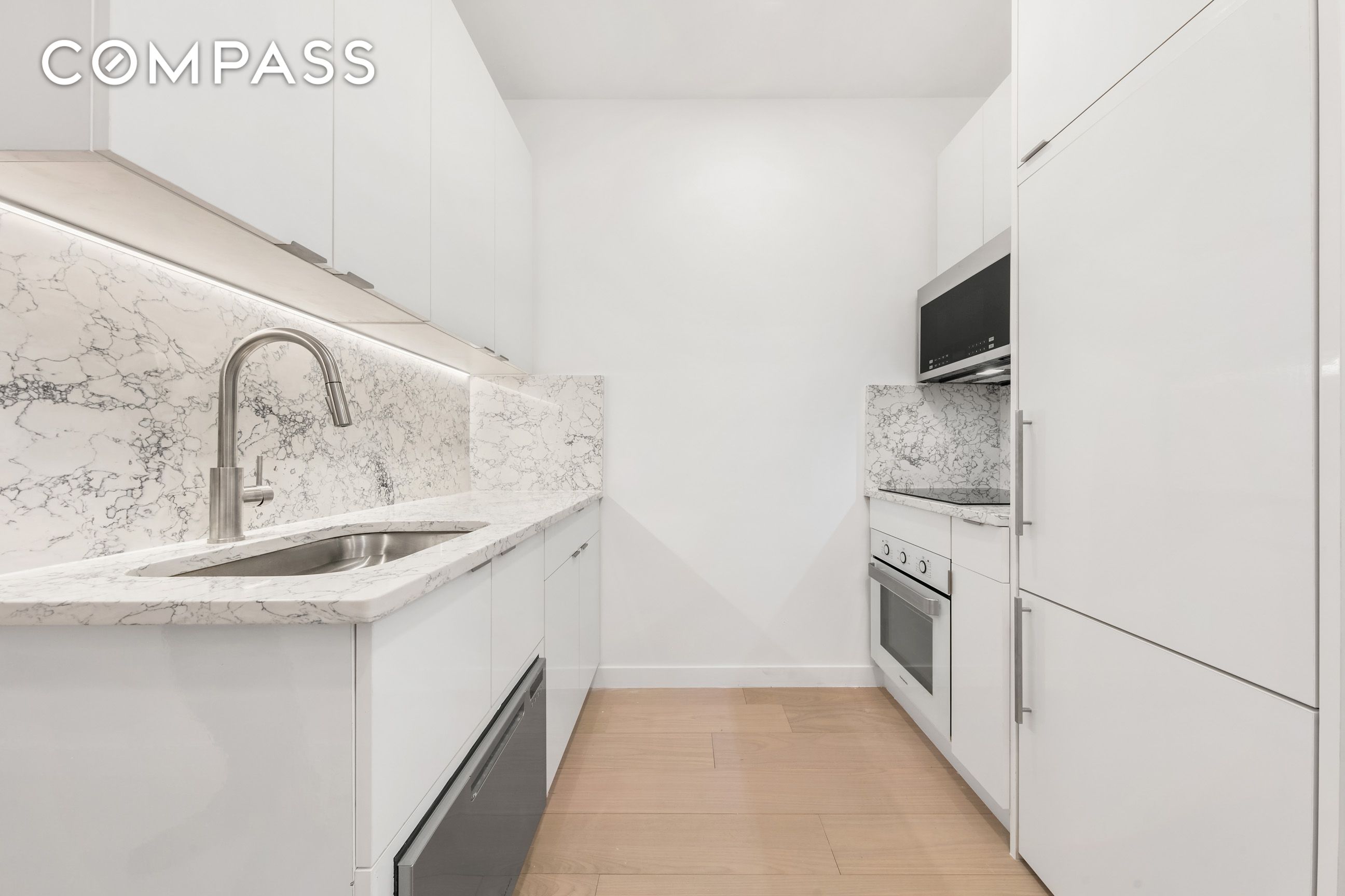 177 East 3rd Street 1W, East Village, Downtown, NYC - 2 Bedrooms  

5 Rooms - 