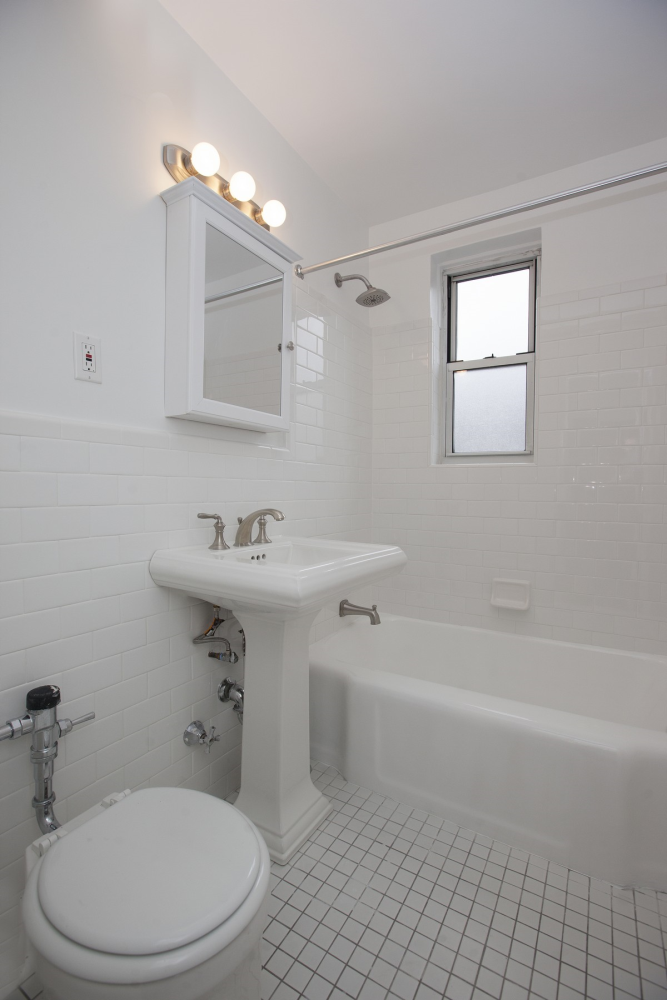 65-15 YELLOWSTONE Boulevard, New York, NY 11375, 1 Bedroom Bedrooms, 3 Rooms Rooms,1 BathroomBathrooms,Residential,For Sale,YELLOWSTONE,RPLU-217123010637