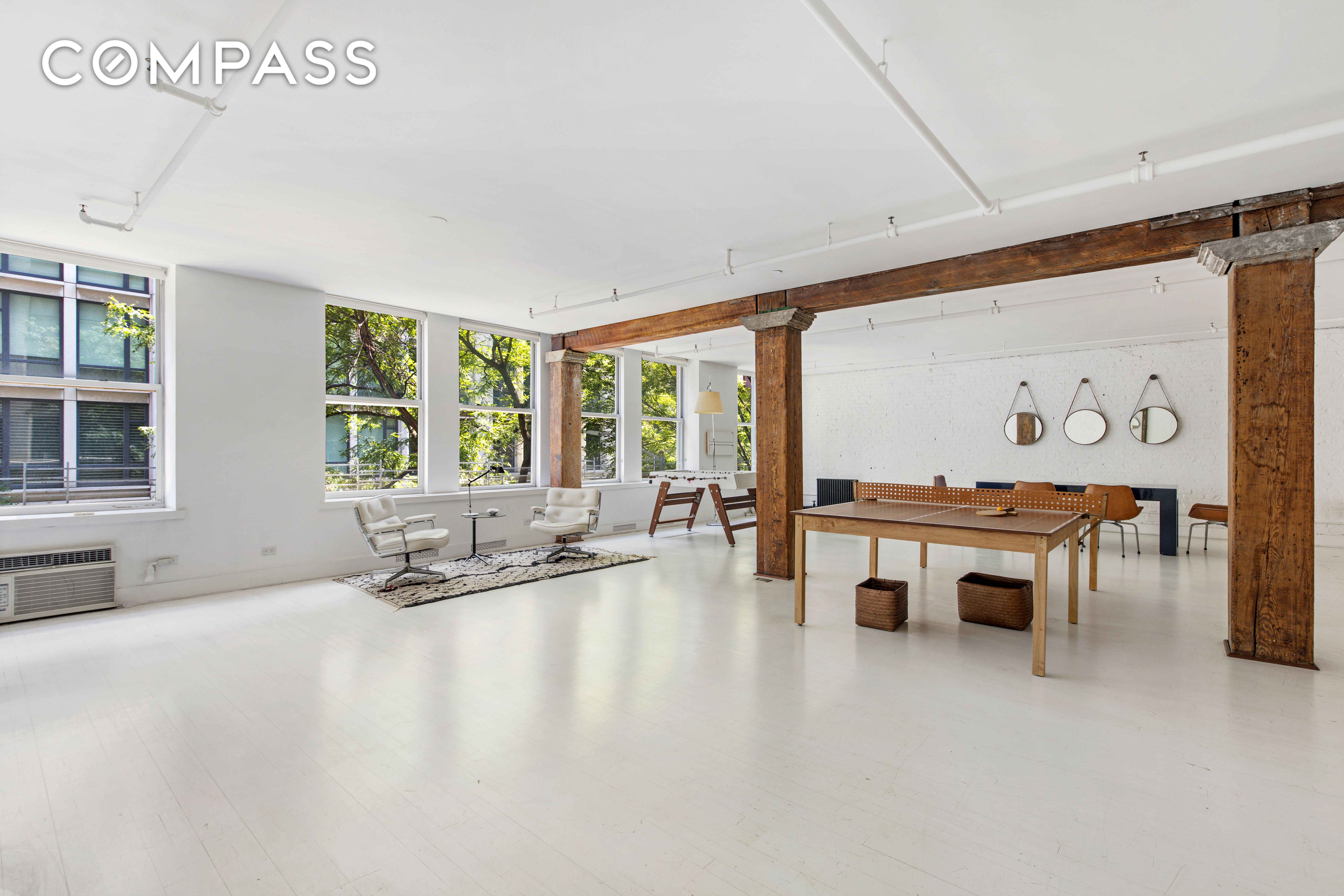 136 West 22nd Street 3, Chelsea, Downtown, NYC - 3 Bedrooms  
2.5 Bathrooms  
7 Rooms - 