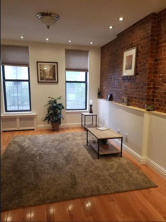 1665 York Avenue 2A, Yorkville, Upper East Side, NYC - 1 Bedrooms  
1 Bathrooms  
3 Rooms - 