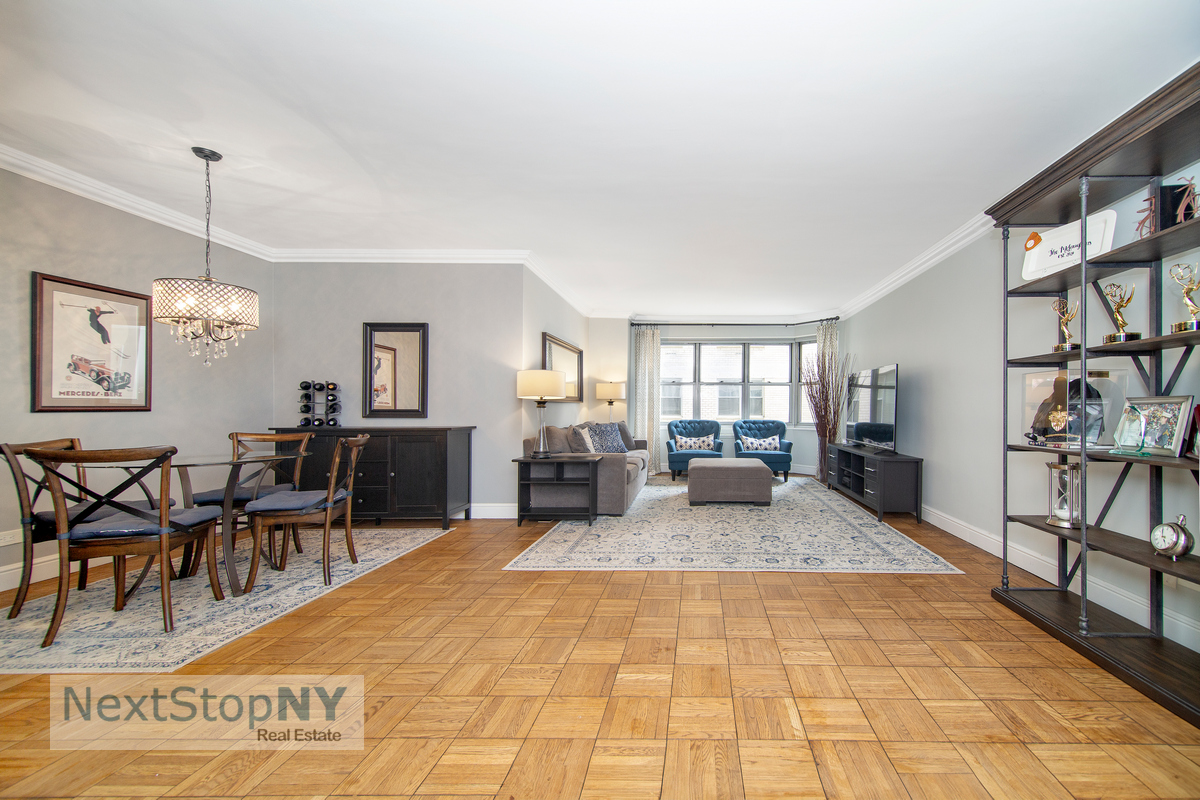 400 East 56th Street 9F, Sutton, Midtown East, NYC - 1 Bedrooms  
1.5 Bathrooms  
4 Rooms - 