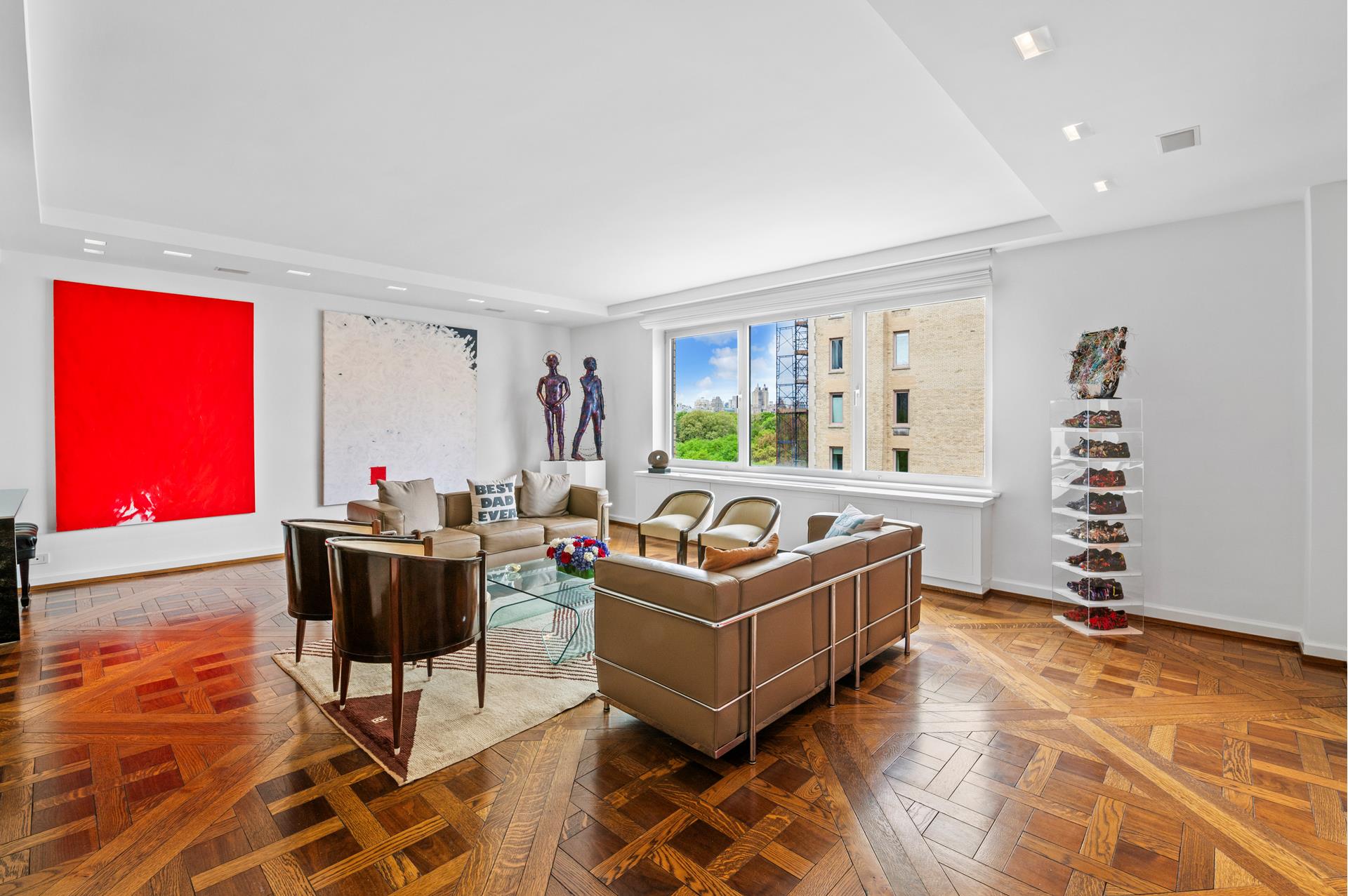 936 5th Avenue 11B, Lenox Hill, Upper East Side, NYC - 3 Bedrooms  
3.5 Bathrooms  
7 Rooms - 