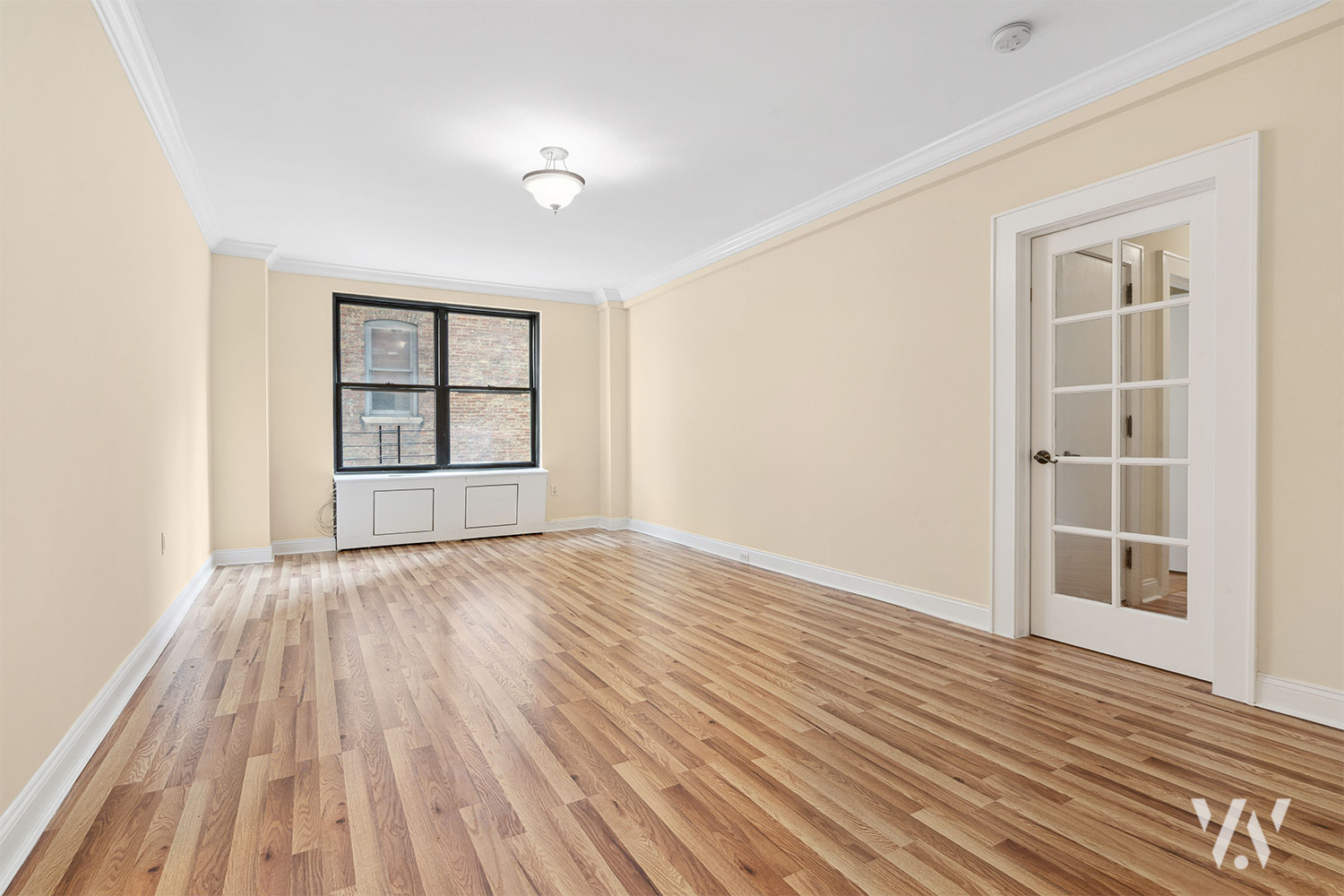 890 West End Avenue 3E, Upper West Side, Upper West Side, NYC - 2 Bedrooms  
1 Bathrooms  
5 Rooms - 