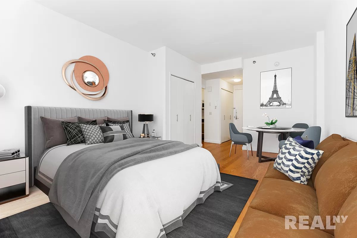 30 West 18th Street 3E, Flatiron, Downtown, NYC - 1 Bathrooms  
1 Rooms - 